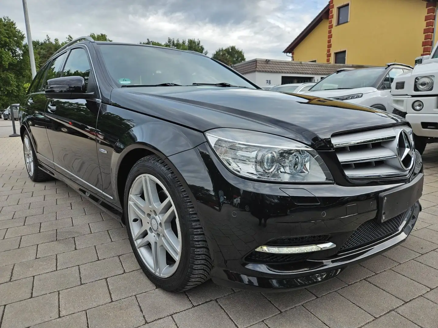 Mercedes-Benz C 250 C -KlasseT Sport Edition CDI Blu AMG-Line Černá - 1