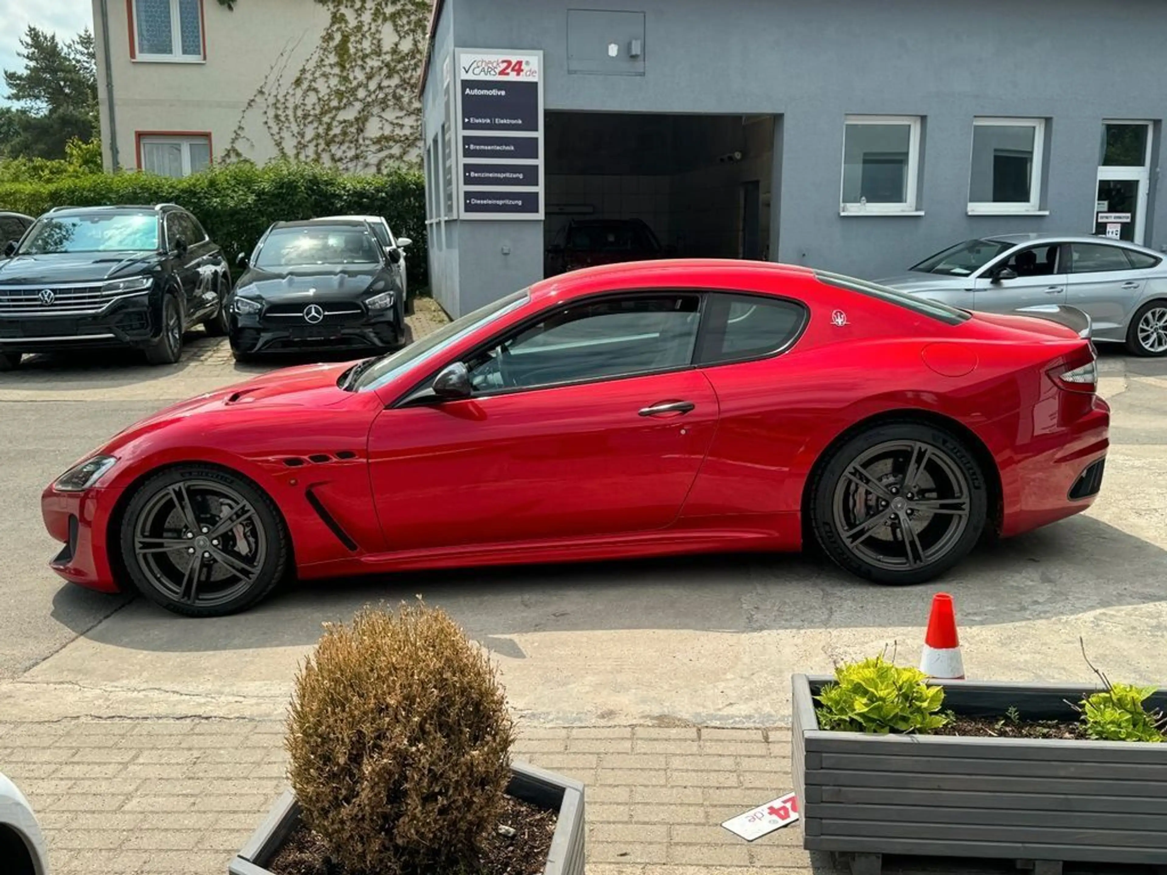 Maserati GranTurismo Gran Turismo MC Stradale *Centennial Edition* — photo 5