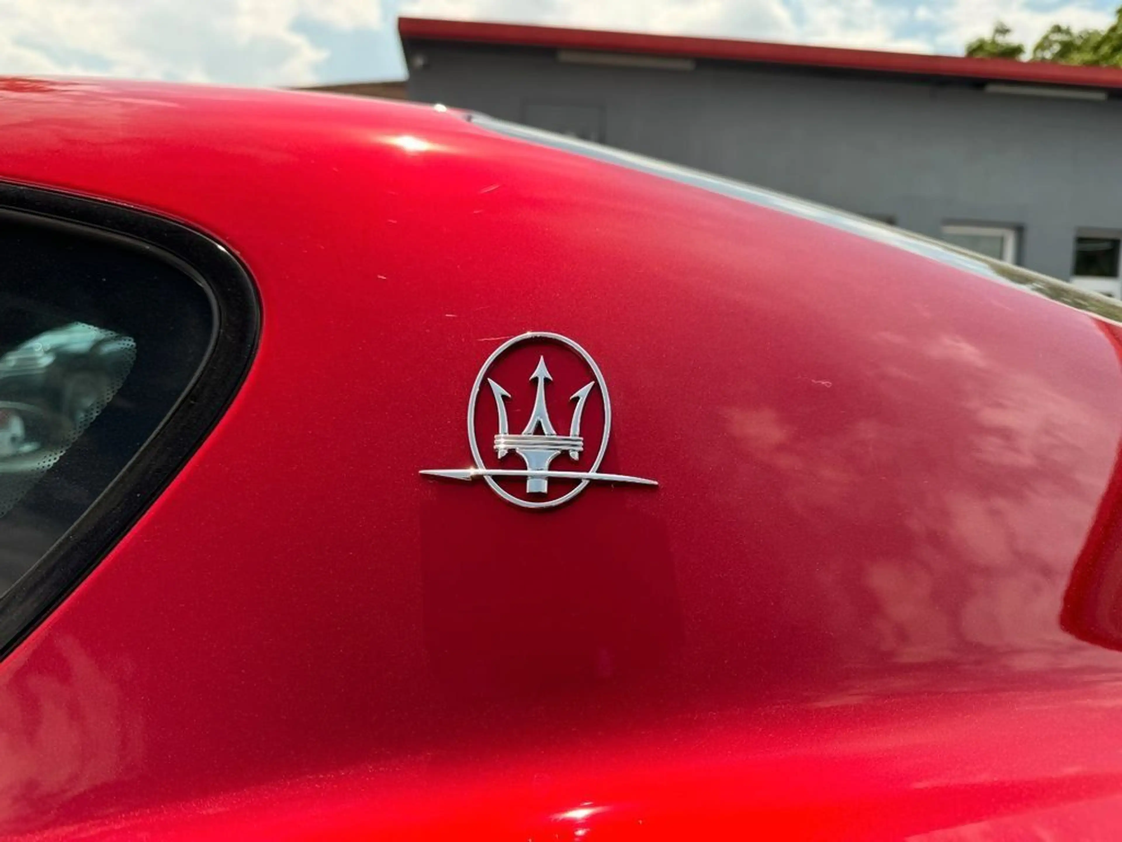 Maserati GranTurismo Gran Turismo MC Stradale *Centennial Edition* — photo 13