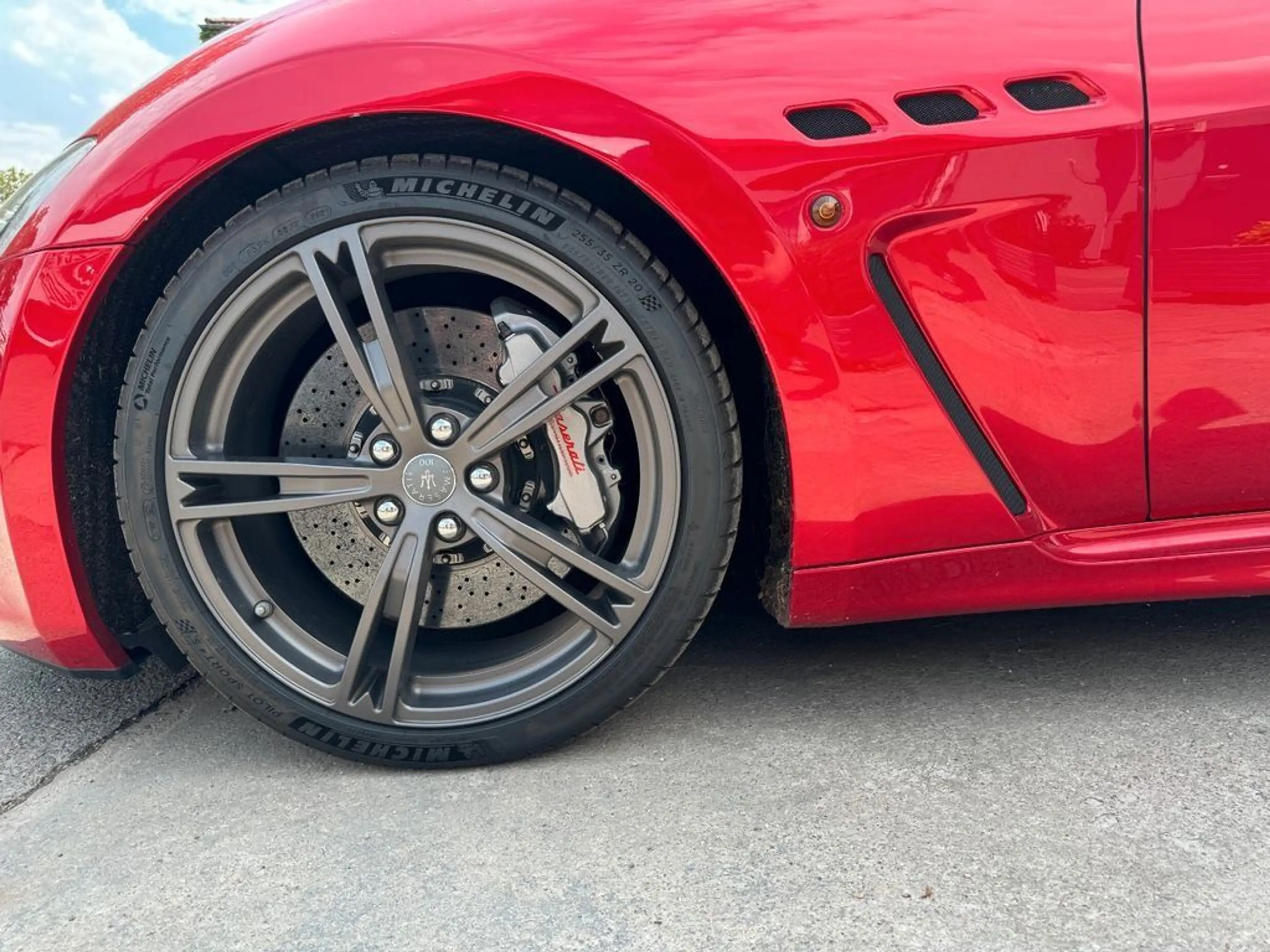 Maserati GranTurismo Gran Turismo MC Stradale *Centennial Edition* — photo 11