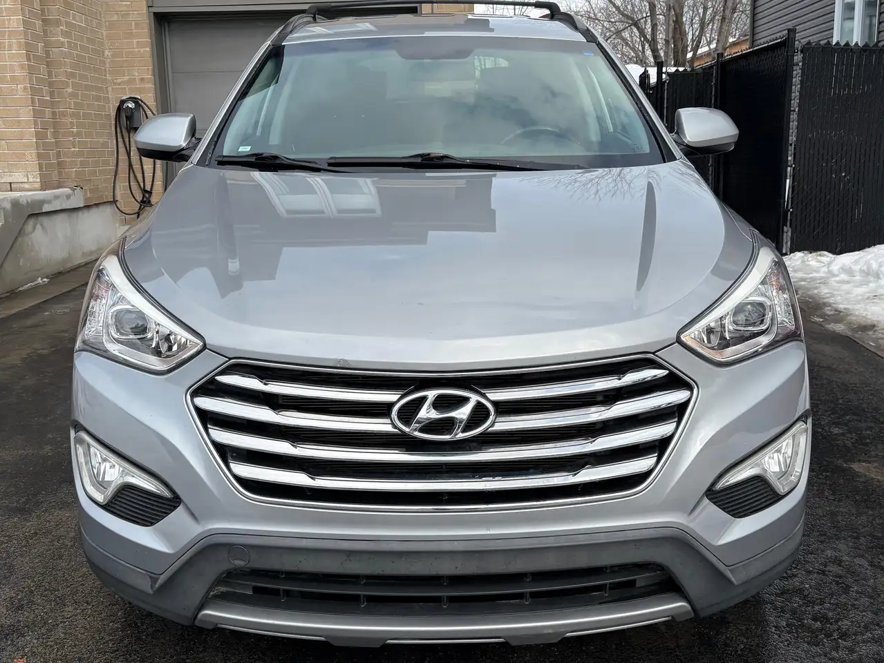 Hyundai SANTA FE снимка Hyundai SANTA FE