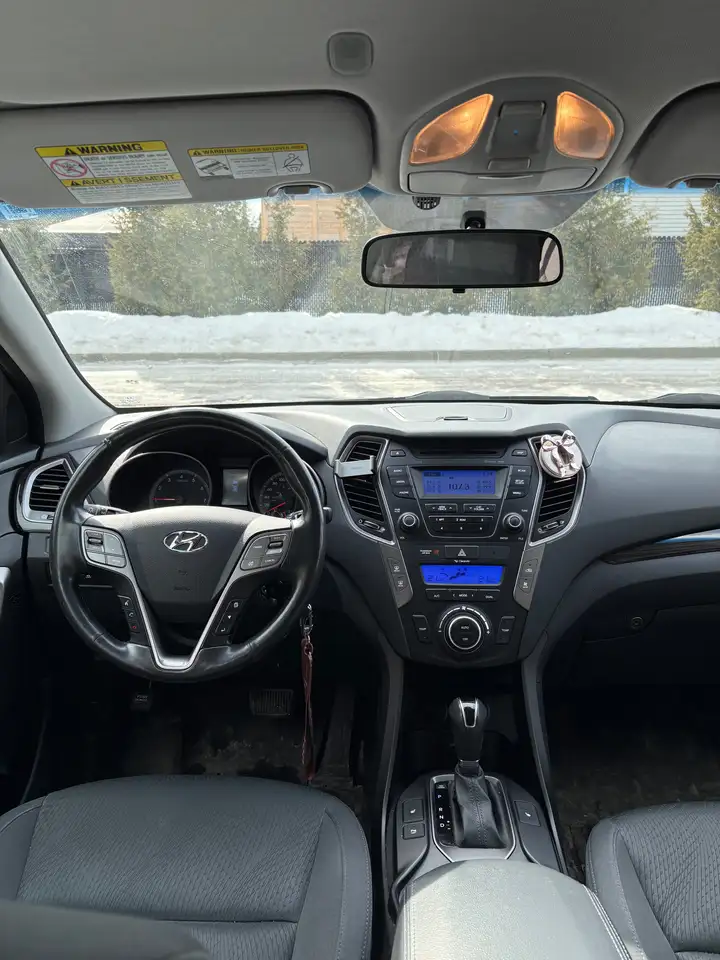 Hyundai SANTA FE снимка Hyundai SANTA FE