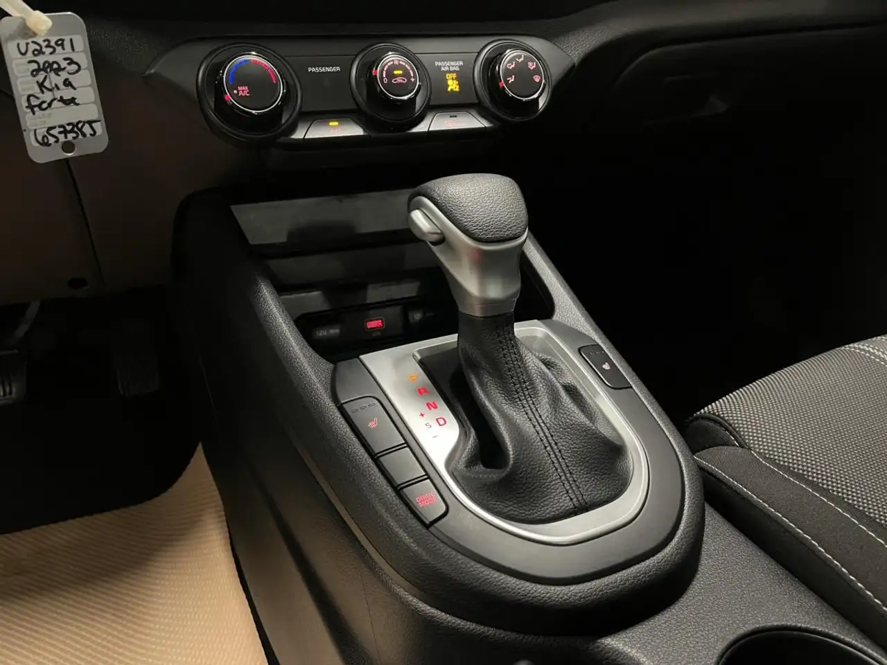 Kia Forte снимка Kia Forte