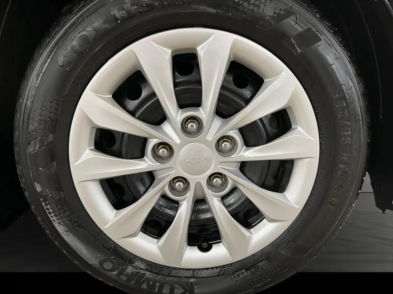 Kia Forte снимка Kia Forte