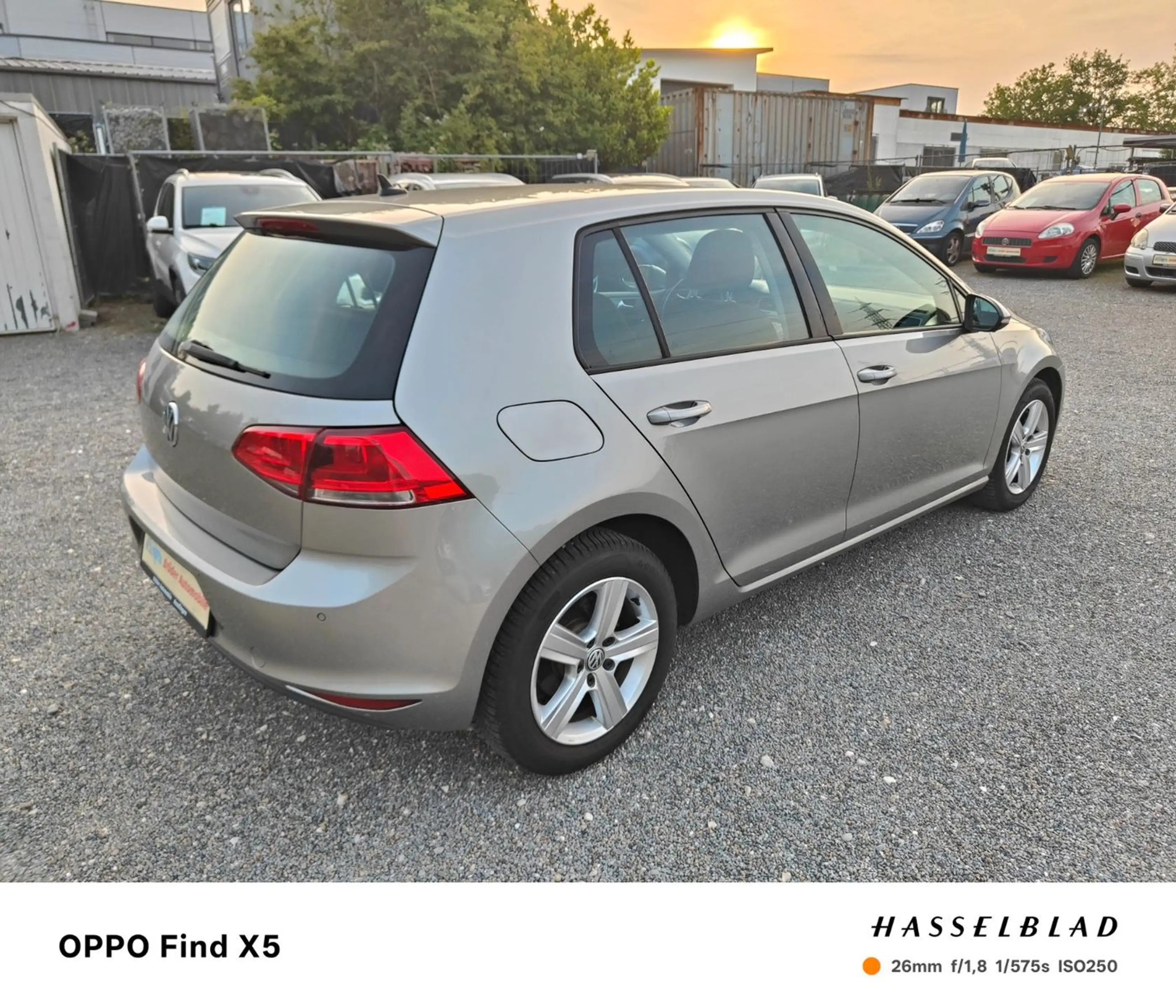 Volkswagen Golf 7 Lim Comfortline "BMT "Navi "SHZ — photo 7