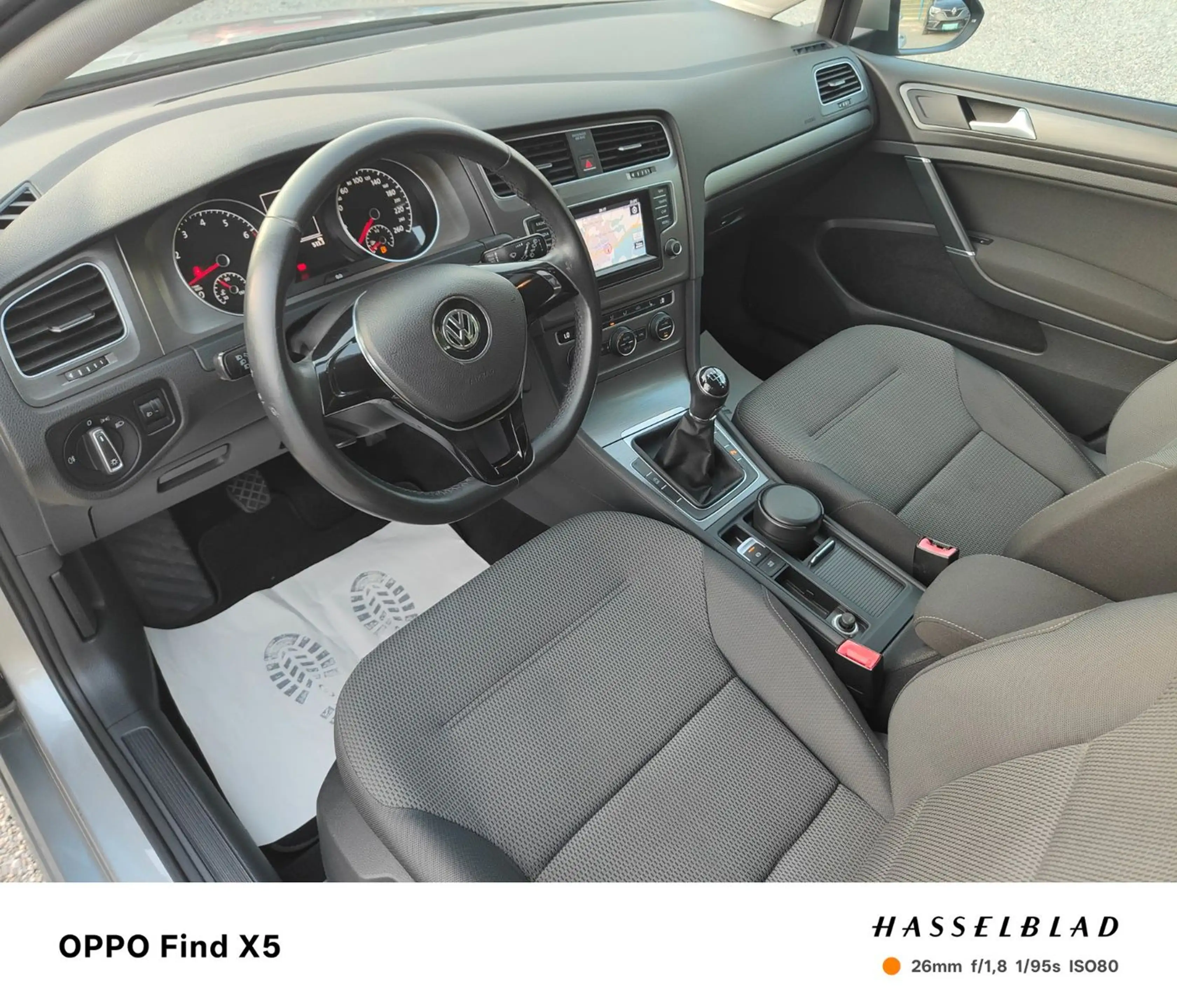 Volkswagen Golf 7 Lim Comfortline "BMT "Navi "SHZ — photo 11