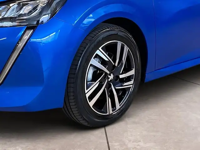 Peugeot 208 view 15