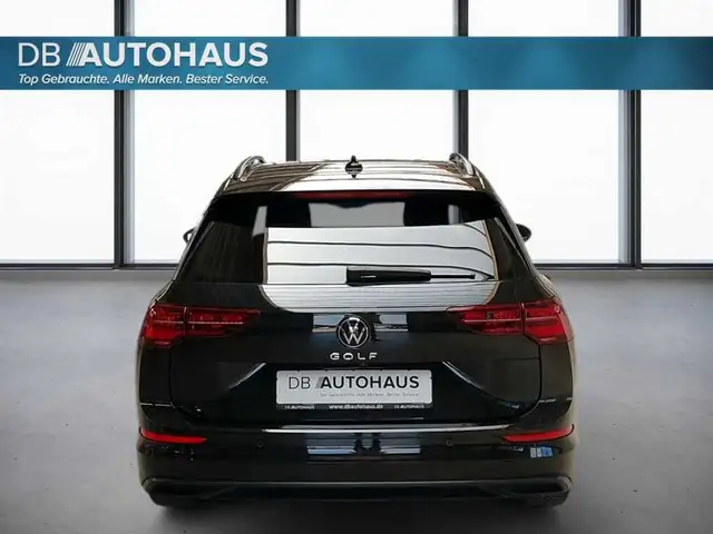 Volkswagen Golf view 5
