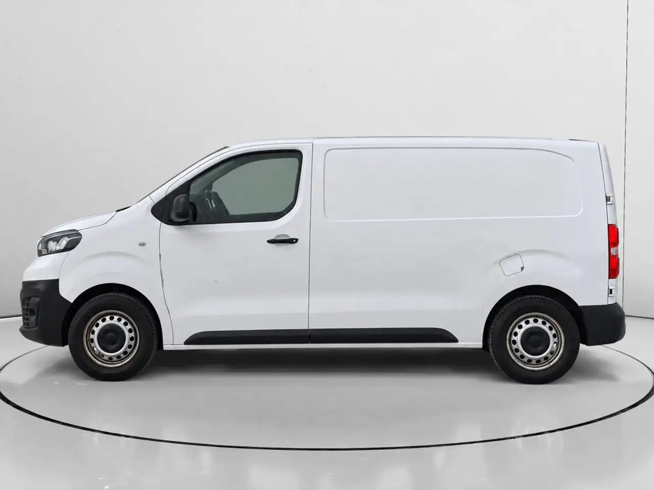 2022 Toyota Proace Van Media L1 1.5D GX 100, photograph 6