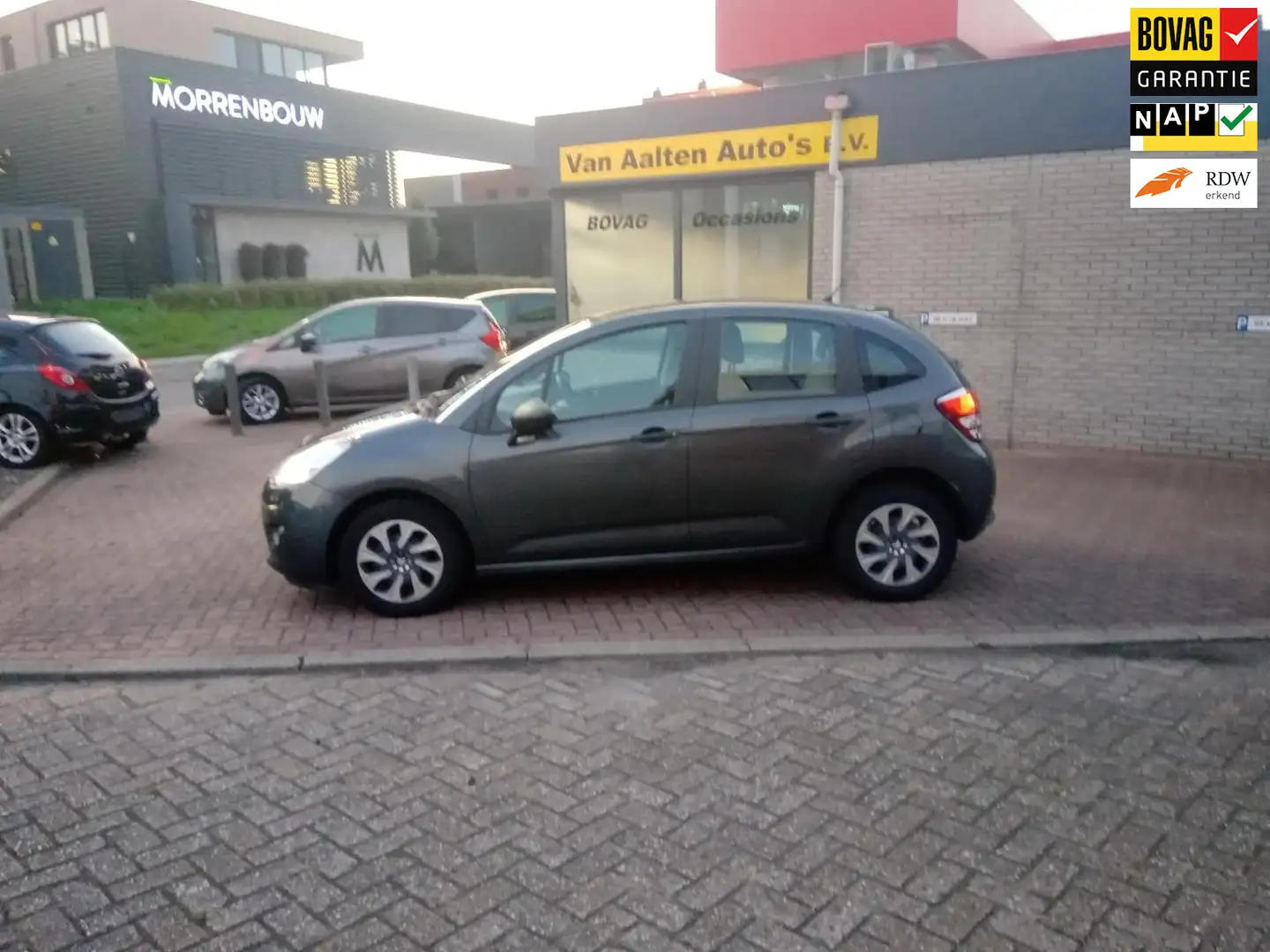Citroen C3 1.0 PureTech Attraction Grigio - 1