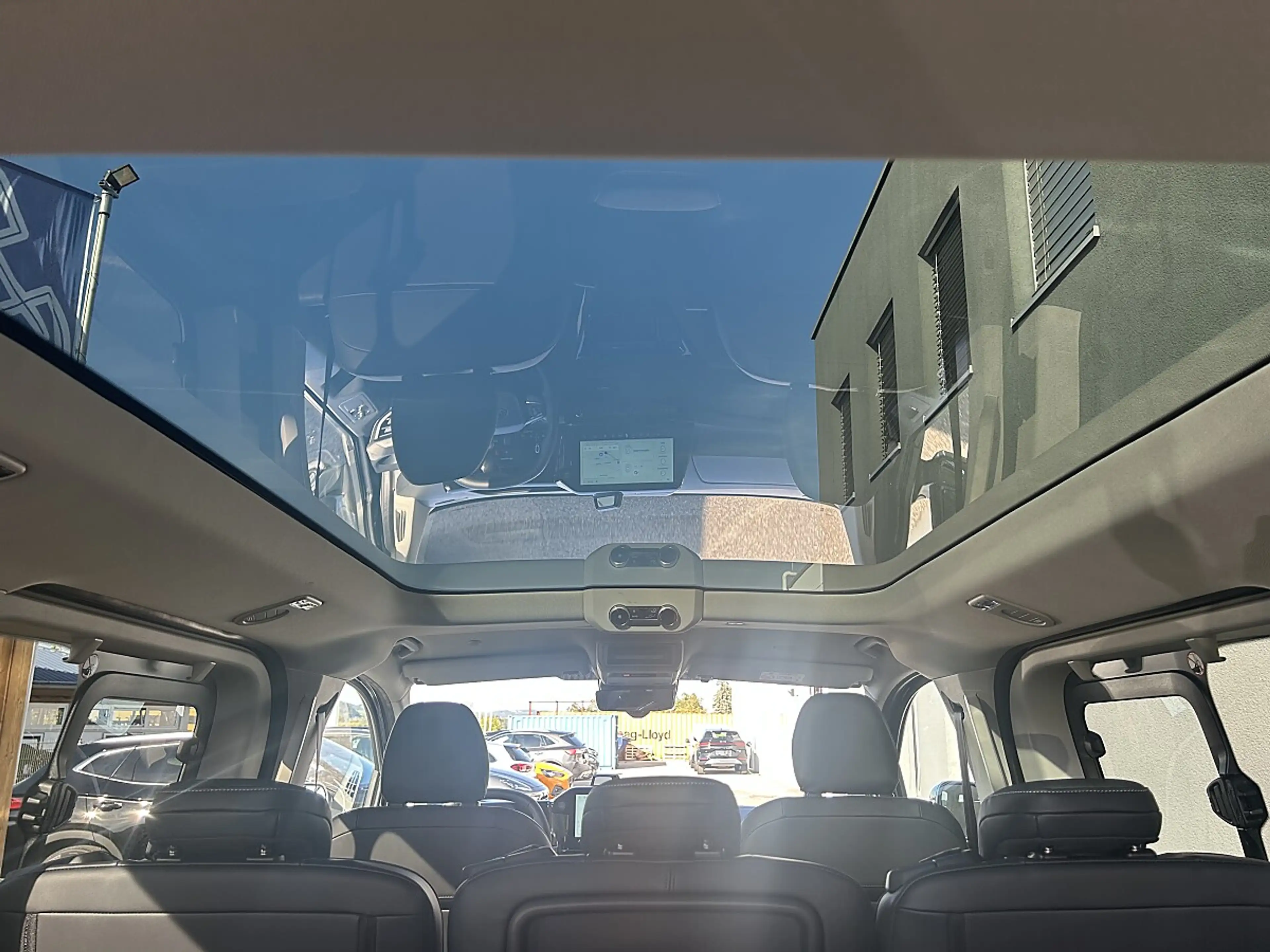 Ford Tourneo Custom Ford Tourneo Custom Titanium 2,5L Duratec P-HEV... — photo 14
