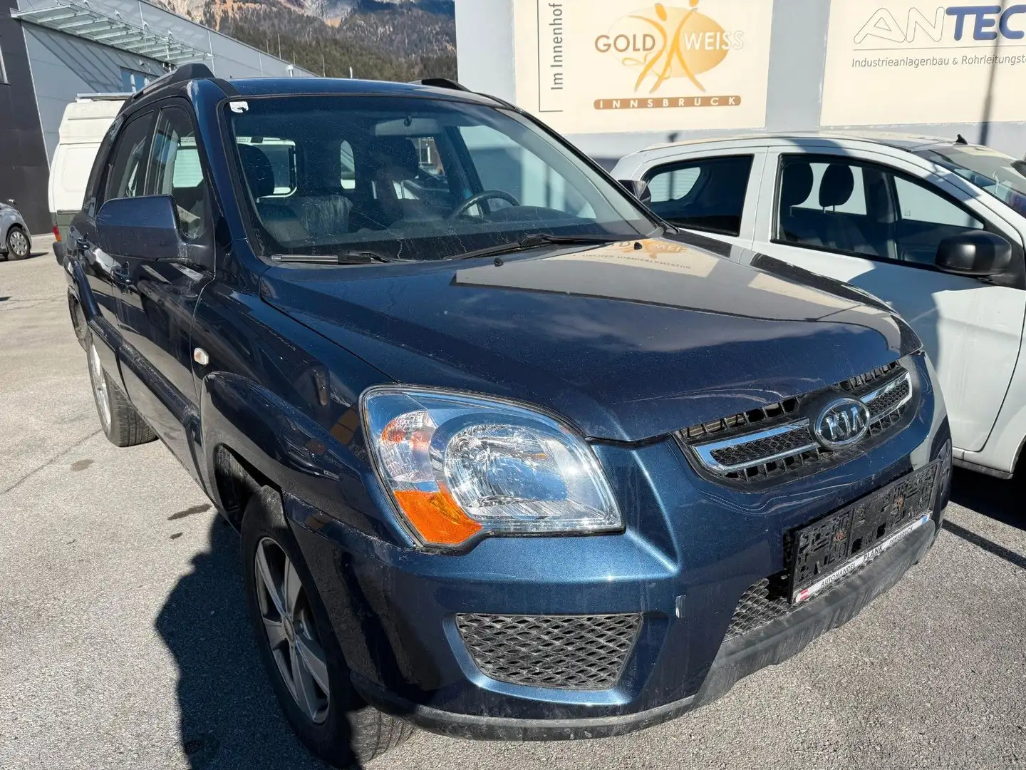 Kia Sportage 2.0 4WD LX Blau - 2