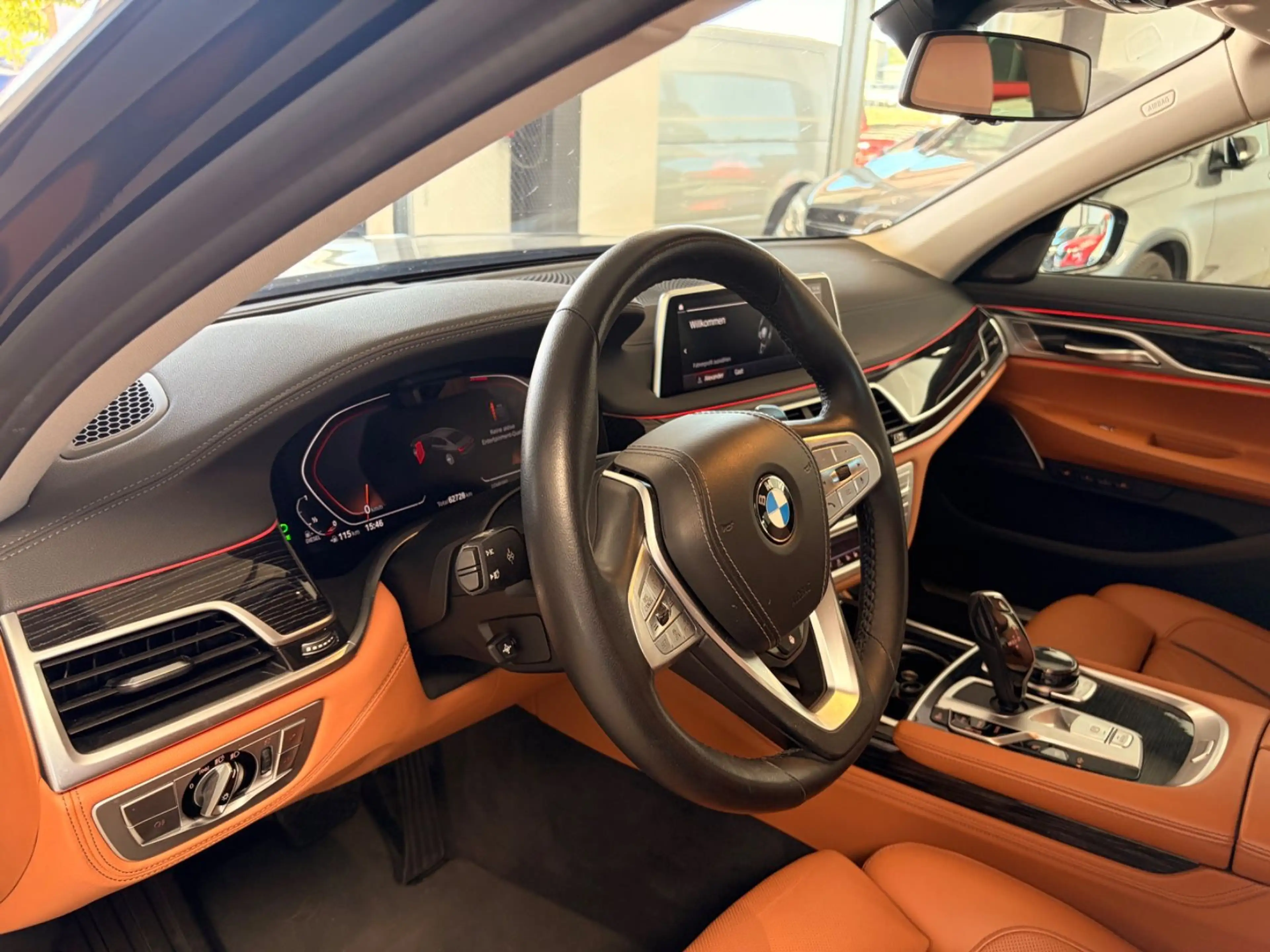 BMW 740 d xDrive Executive Drive Pro Glasdach — photo 2