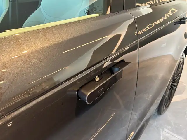 Land Rover Range Rover Sport view 25