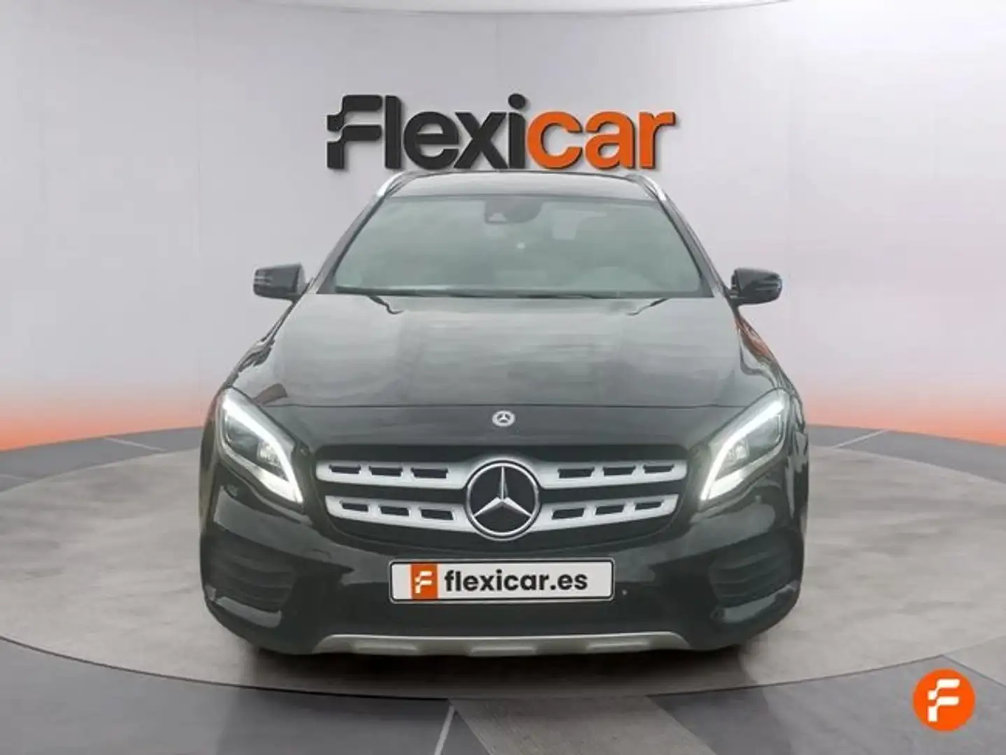 Mercedes-Benz GLA 250 Style 4Matic 7G-DCT Negro - 2