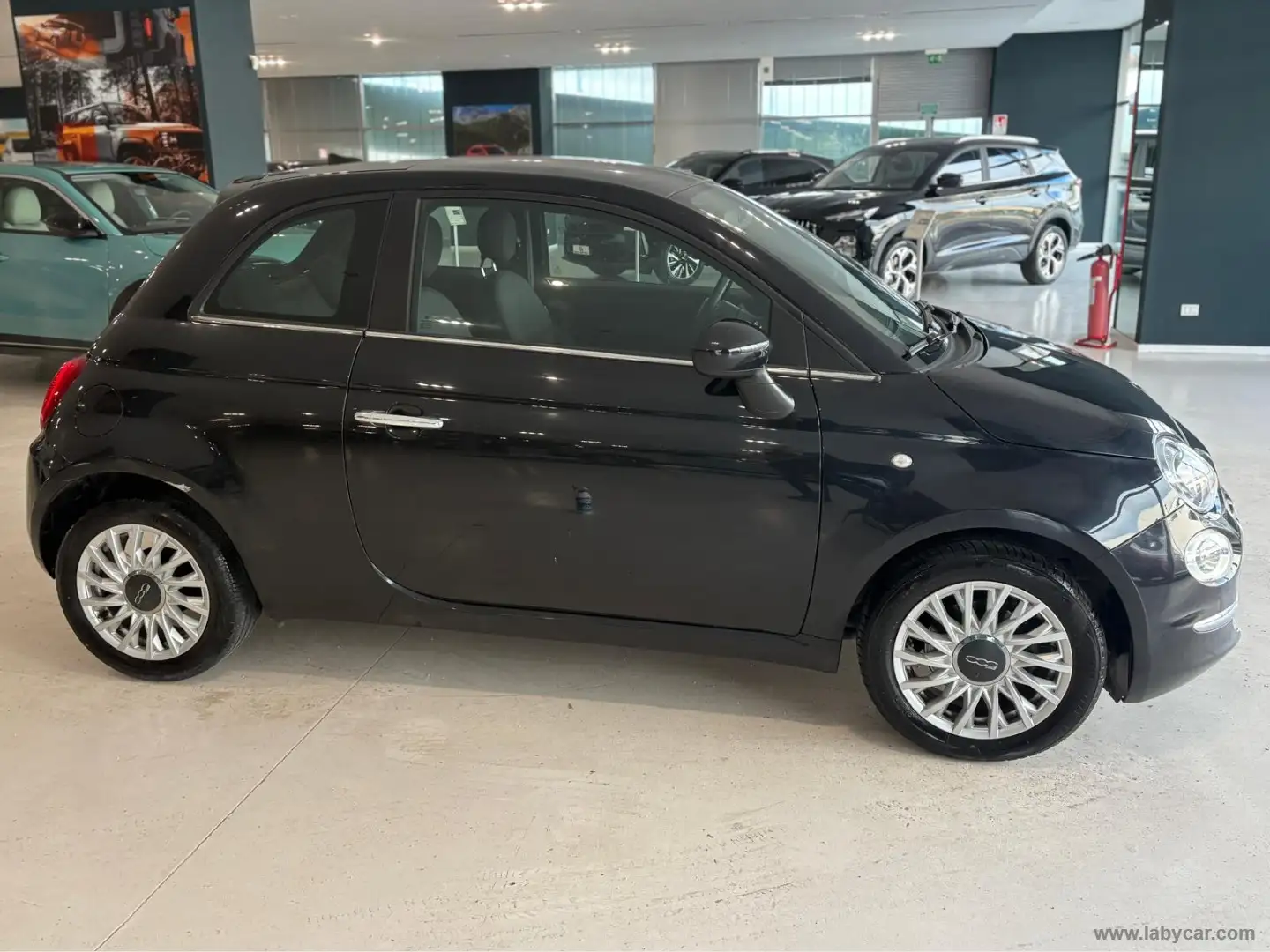 Fiat 500 1.0 Hybrid Dolcevita Schwarz - 2