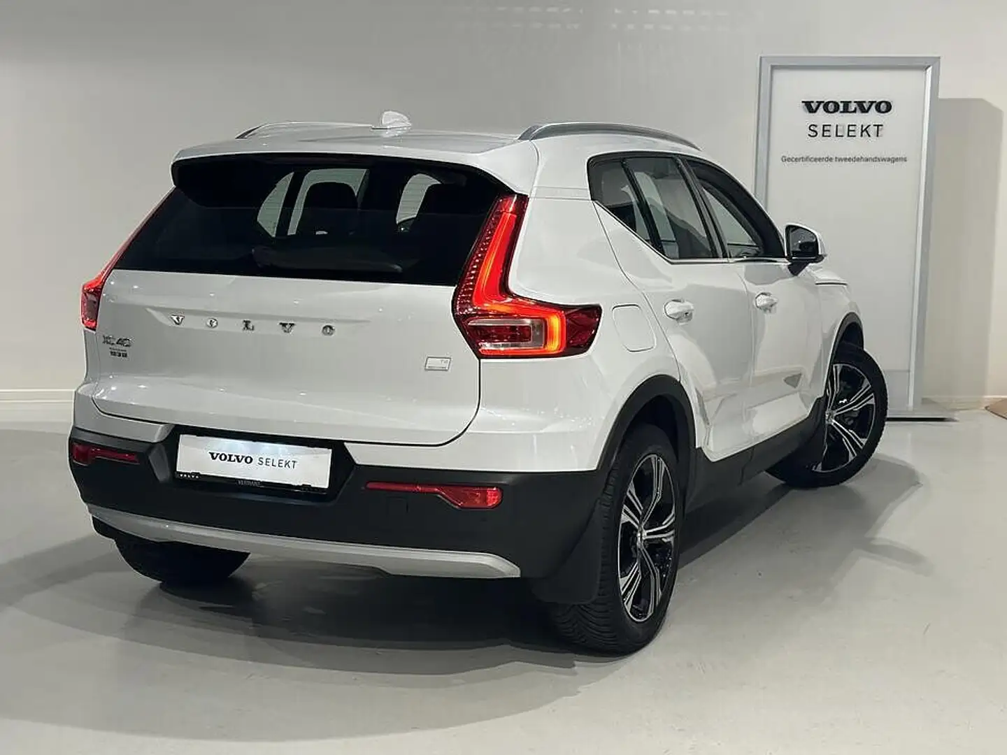 Volvo XC40 T4 Recharge Inscription Expression Bianco - 2