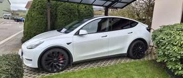 Model Y Performance AWD (534 PS)