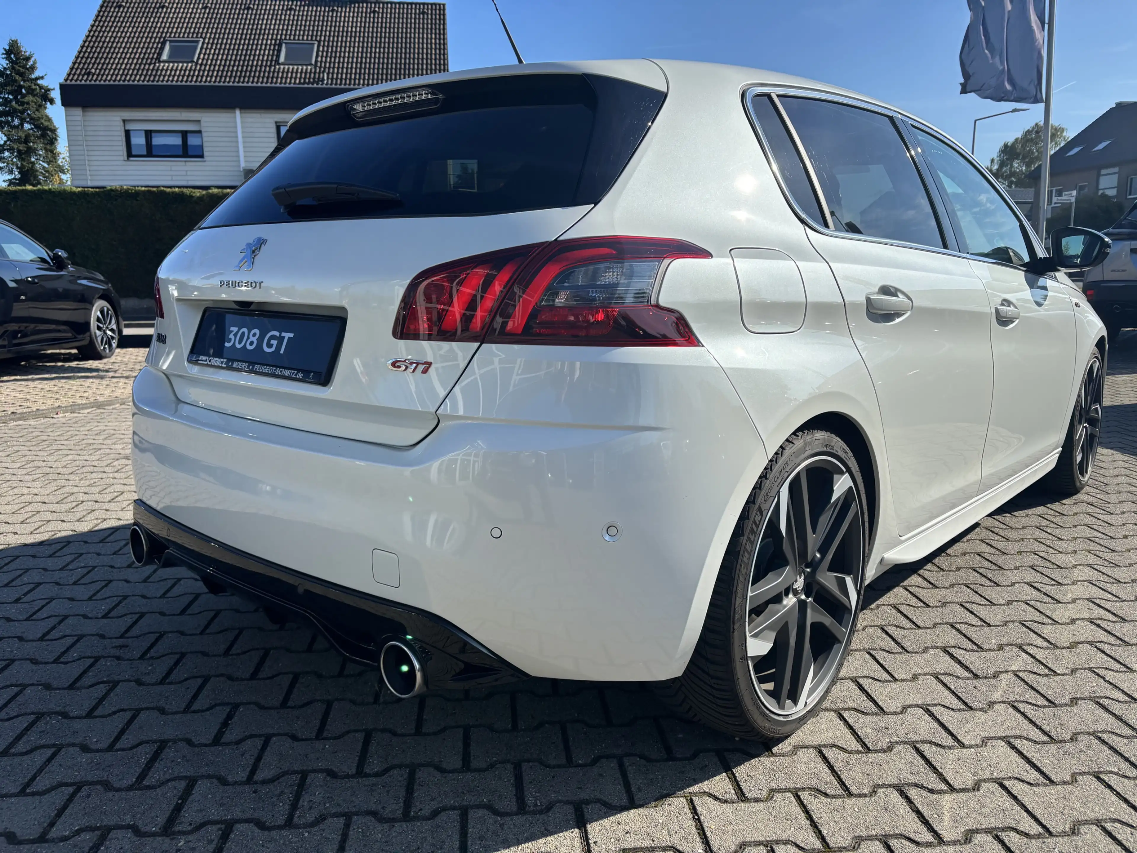 Peugeot 308 GTi 263 Panoramadach, Sitzheizung vorne, Denon-Sou — photo 5