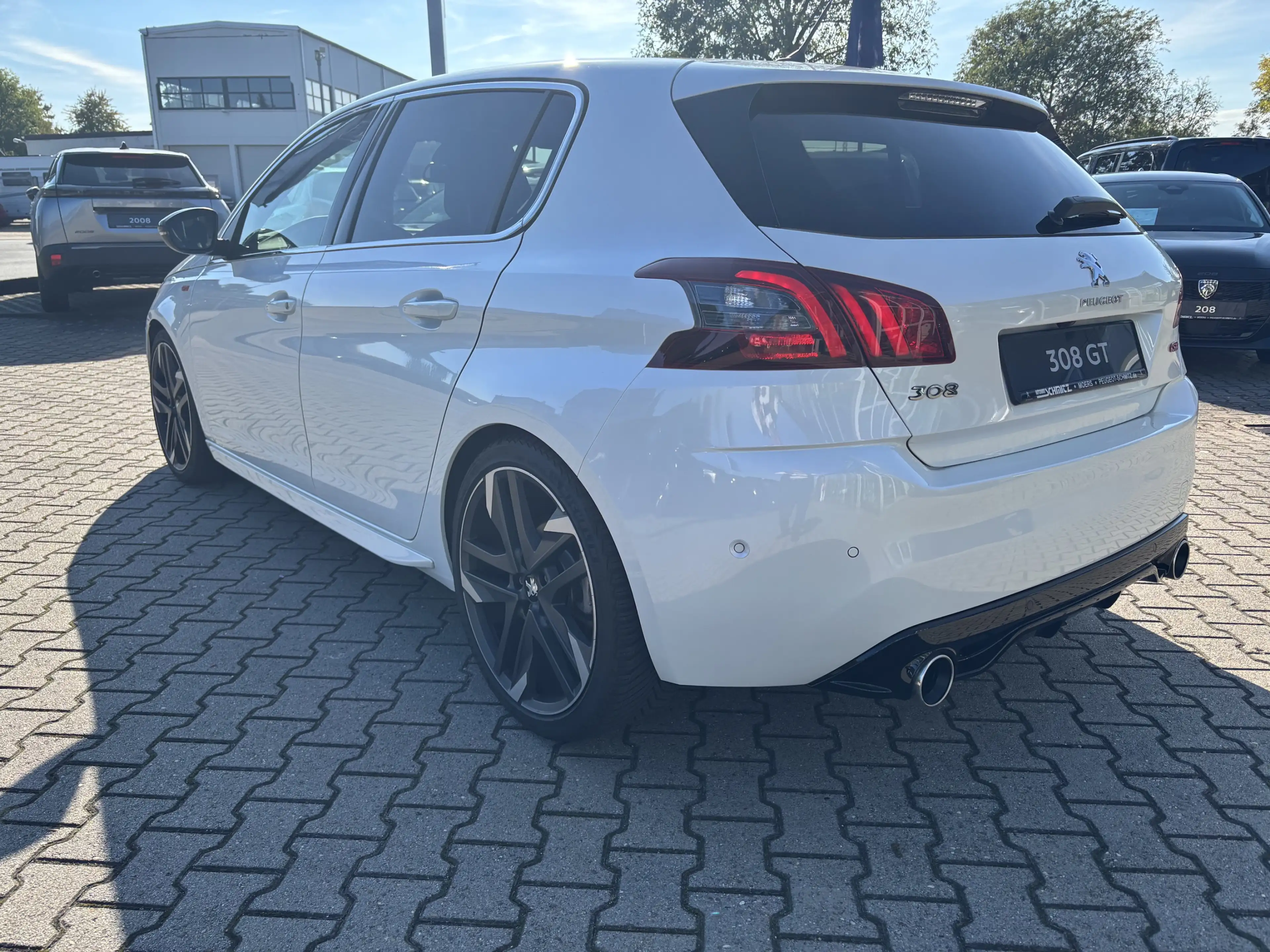 Peugeot 308 GTi 263 Panoramadach, Sitzheizung vorne, Denon-Sou — photo 3