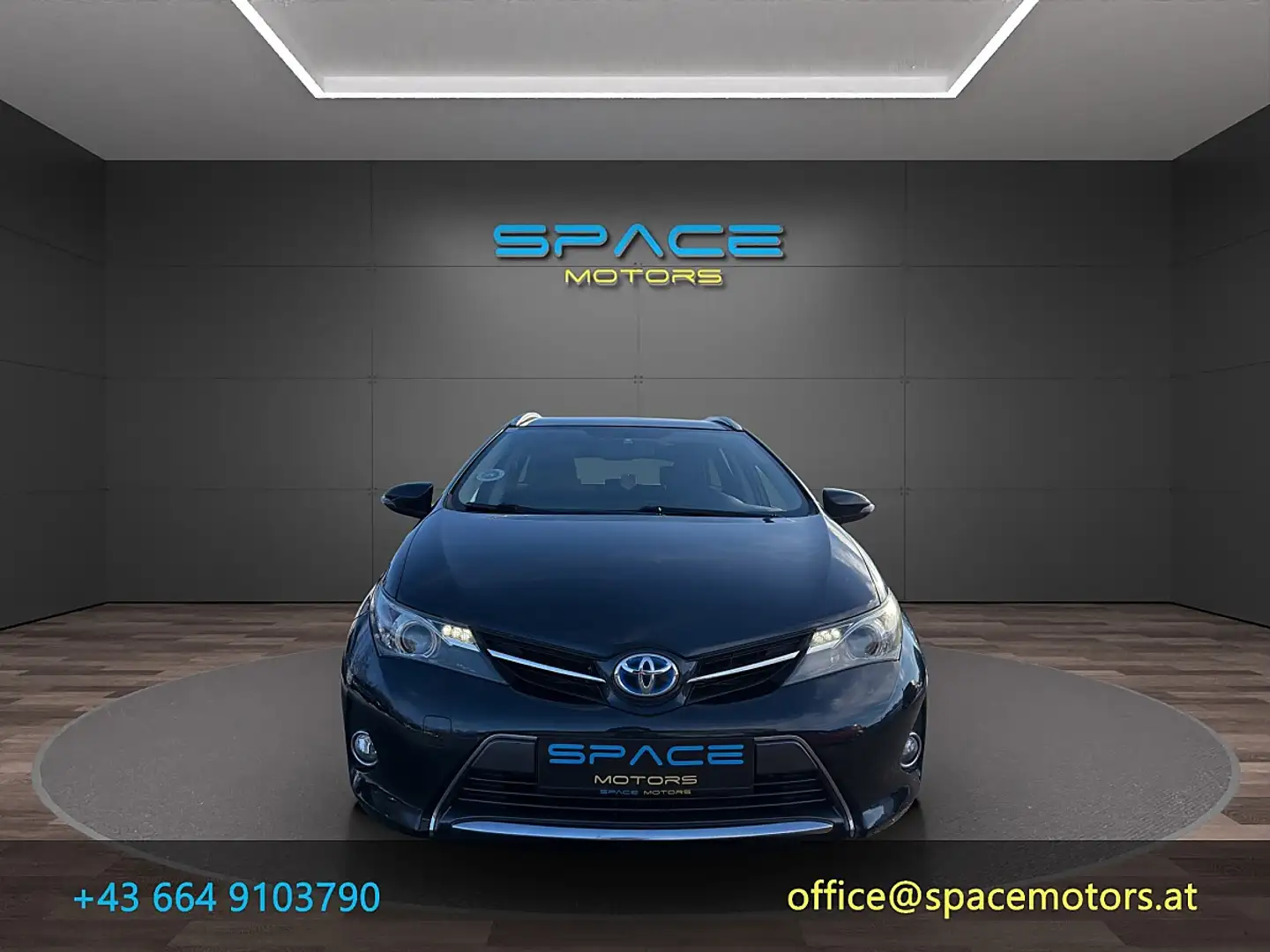 Toyota Auris TS 1,8 VVT-i Hybrid Active (Reserviert) Schwarz - 2
