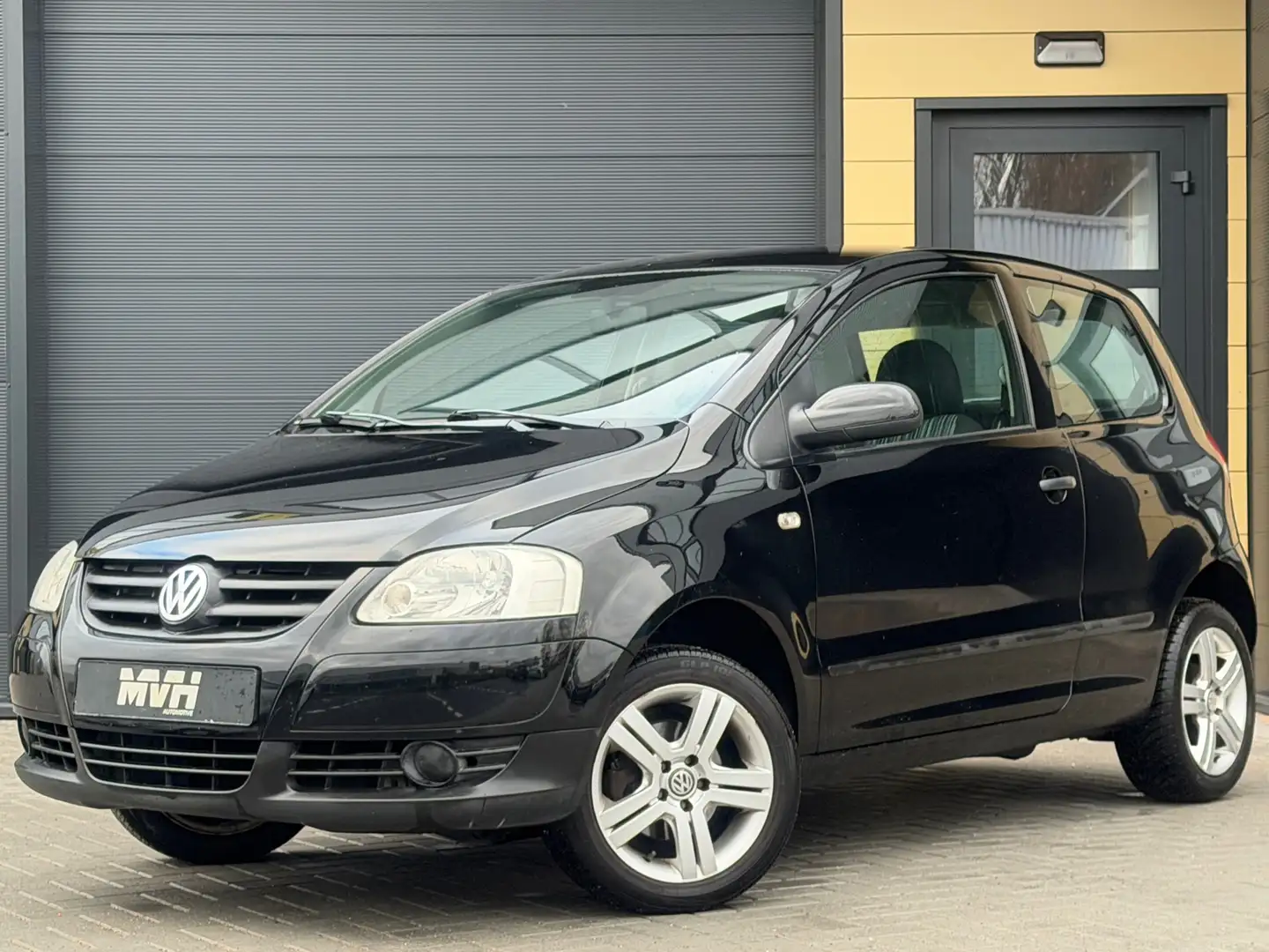 Volkswagen Fox 1.2 Trendline - Velgen - Nwe APK + Beurt - OrigNL Zwart - 1