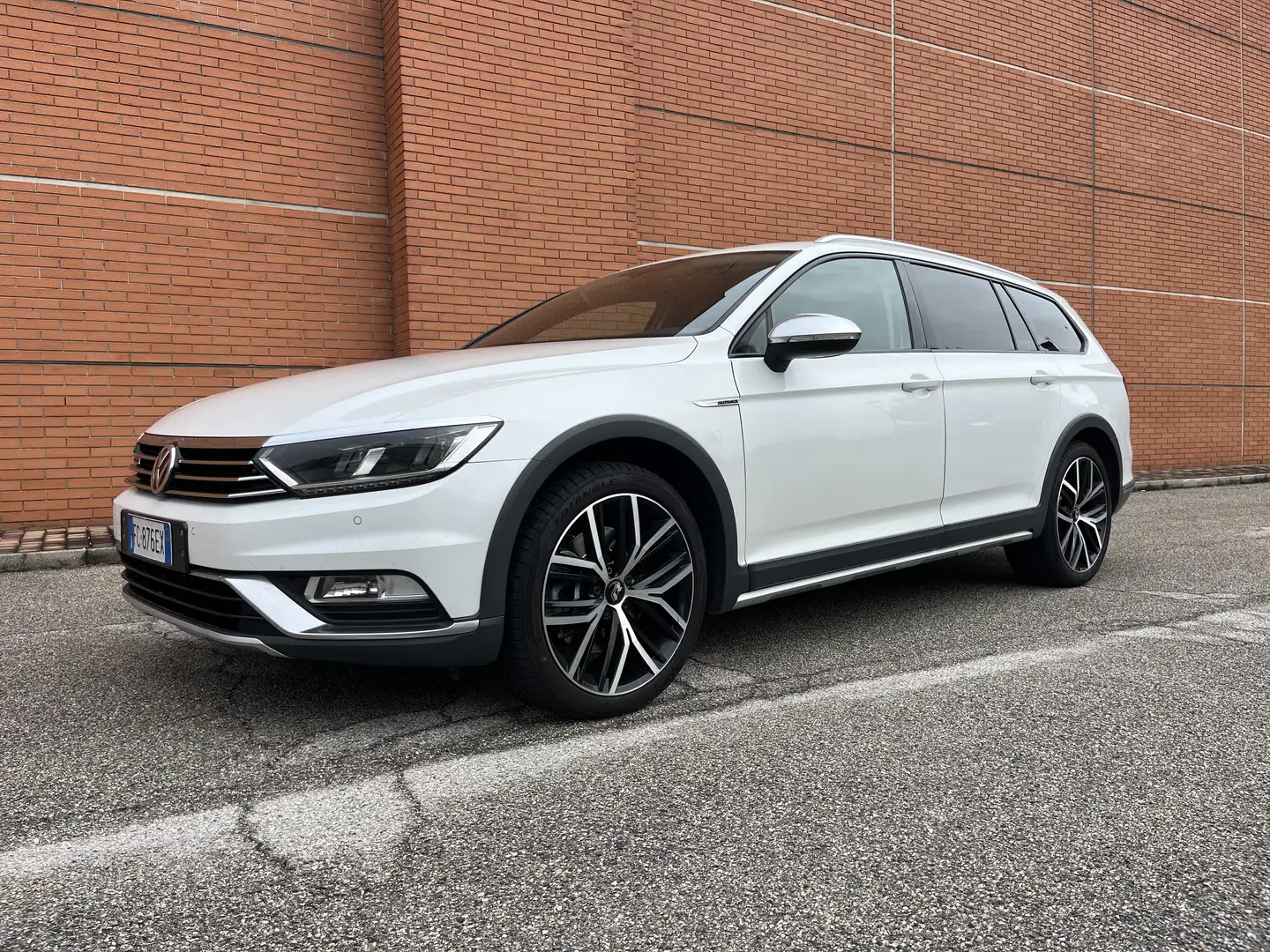 Volkswagen Passat Alltrack 2.0 bitdi 4motion 240cv dsg - 1