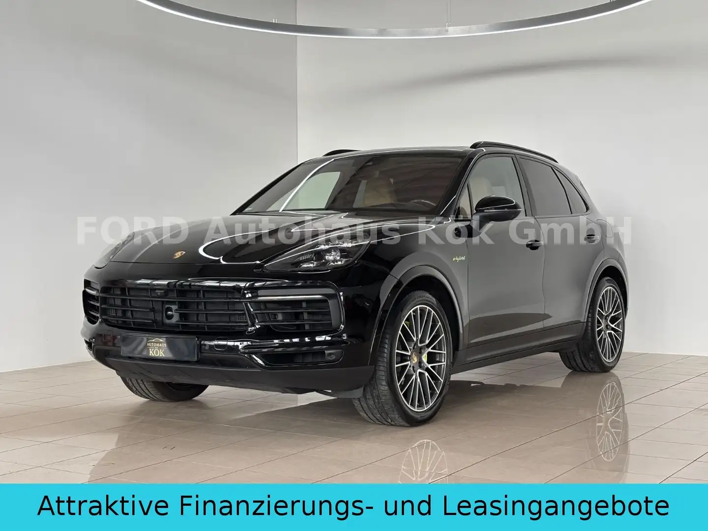 Porsche Cayenne E-Hybrid Carbon PANO AHK Bose 360 HEADU Schwarz - 1