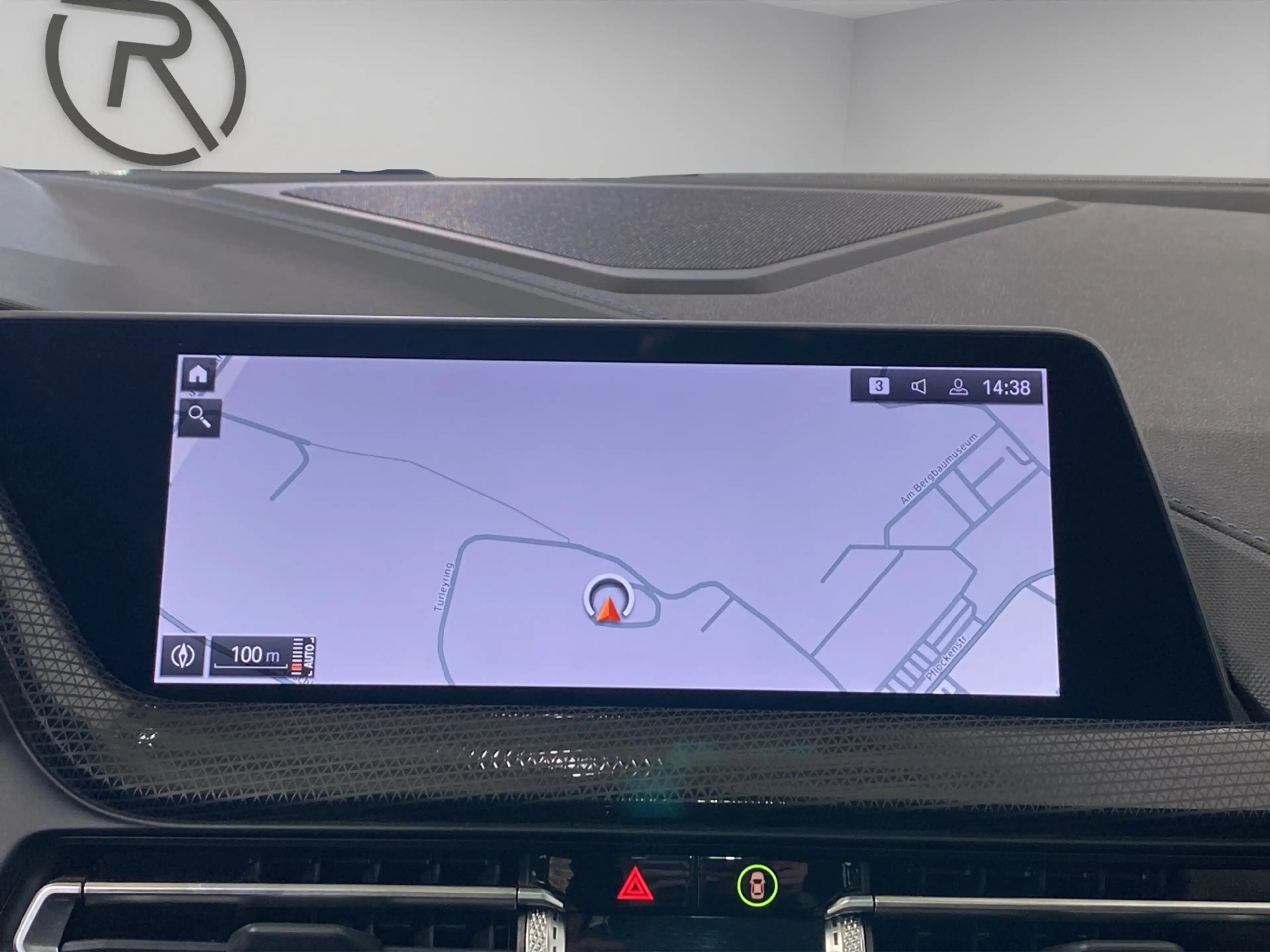 BMW 120 i M Sport / LED Navi — photo 7
