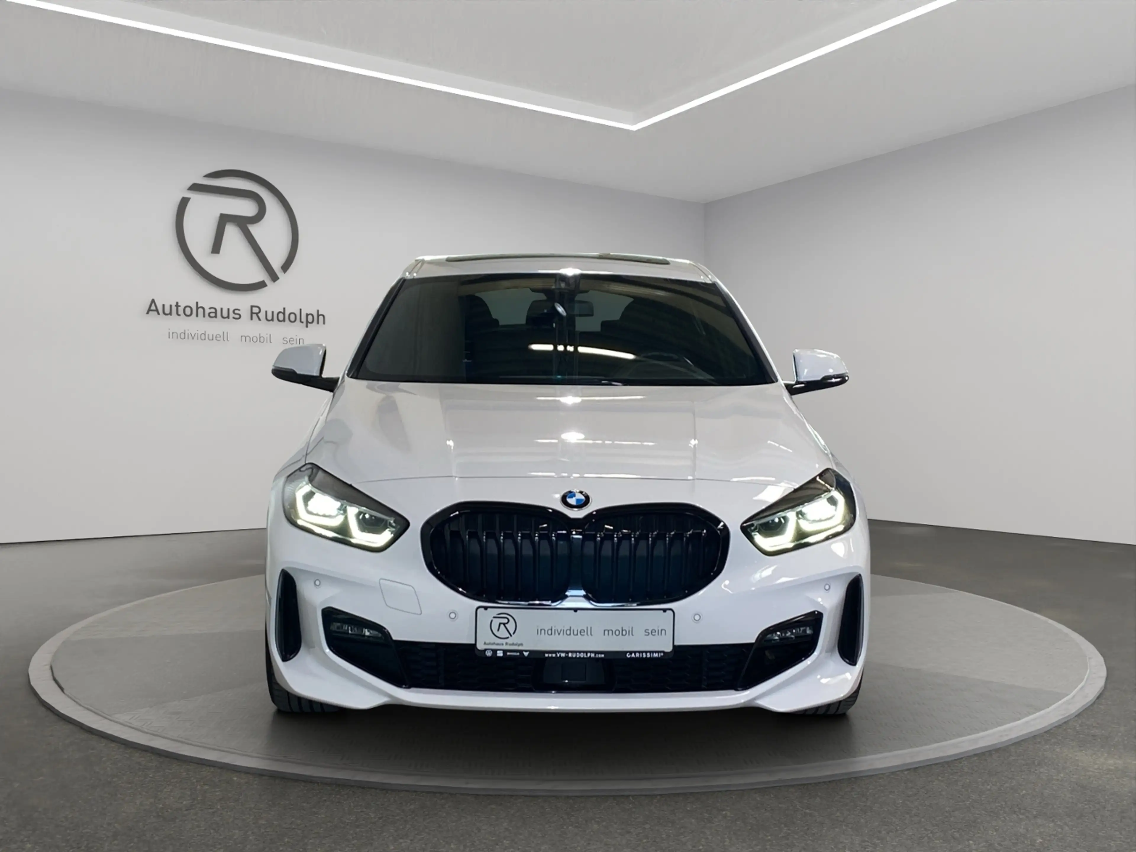 BMW 120 i M Sport / LED Navi — photo 14