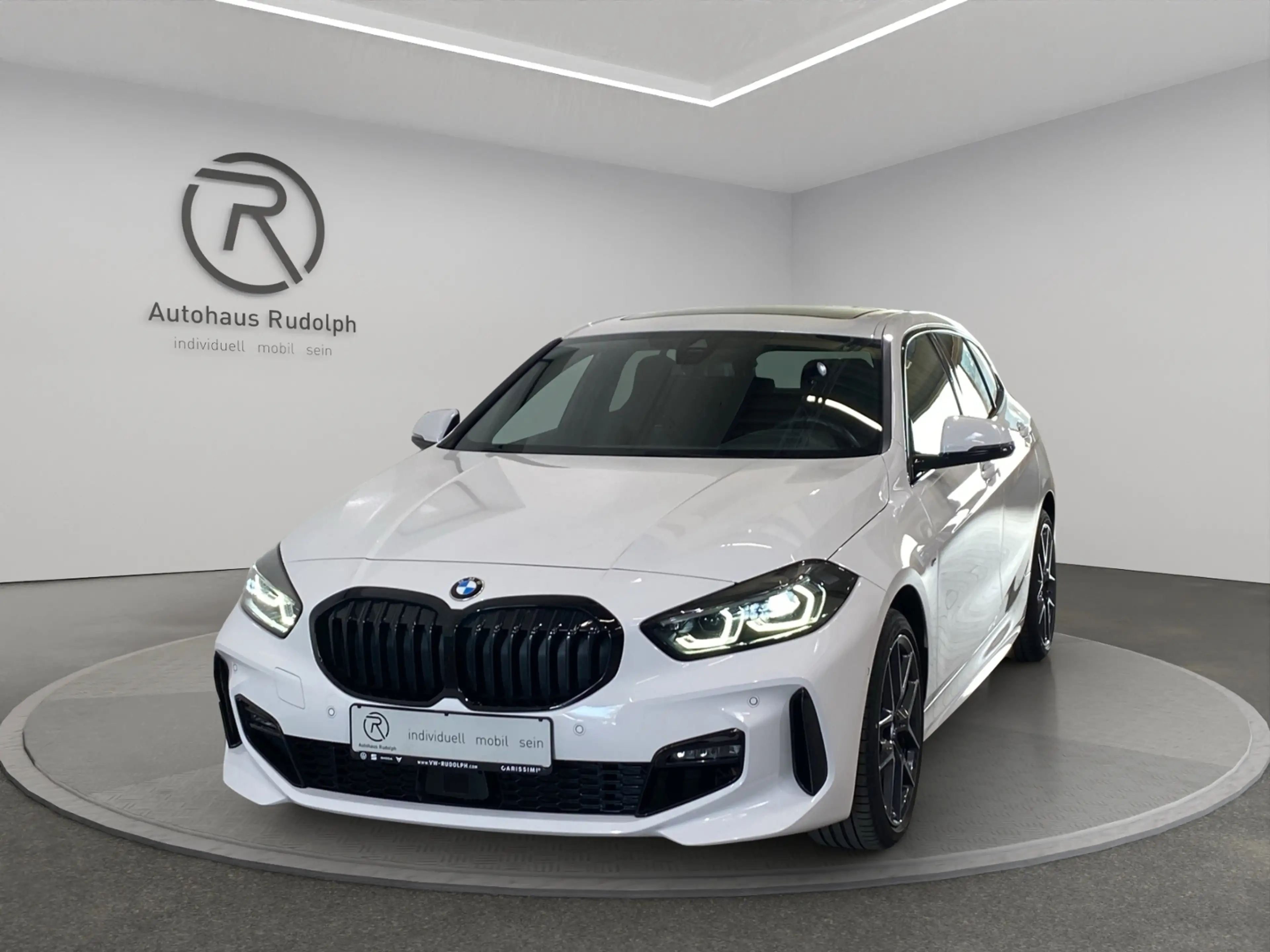 BMW 120 i M Sport / LED Navi — photo 2