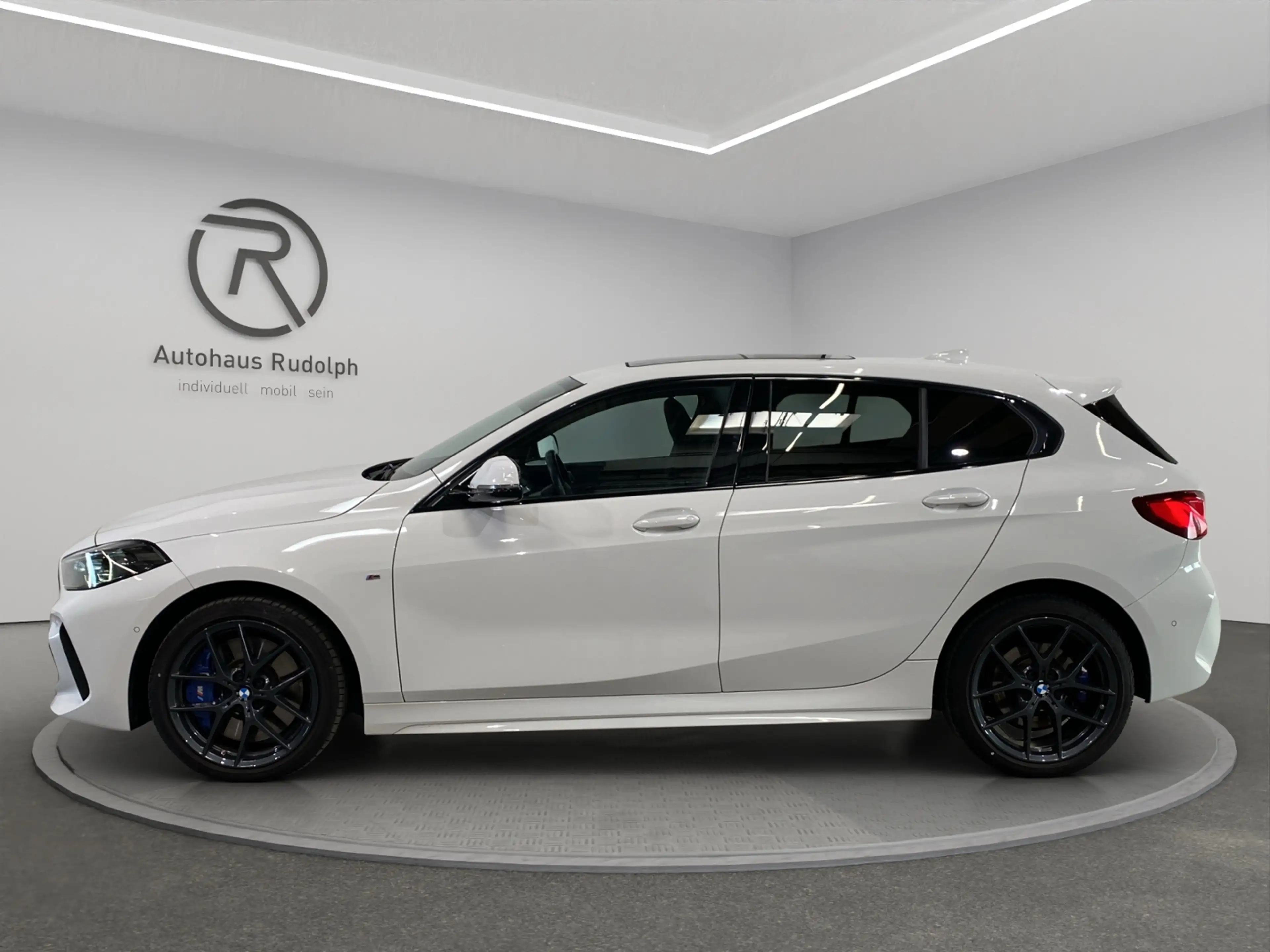 BMW 120 i M Sport / LED Navi — photo 15
