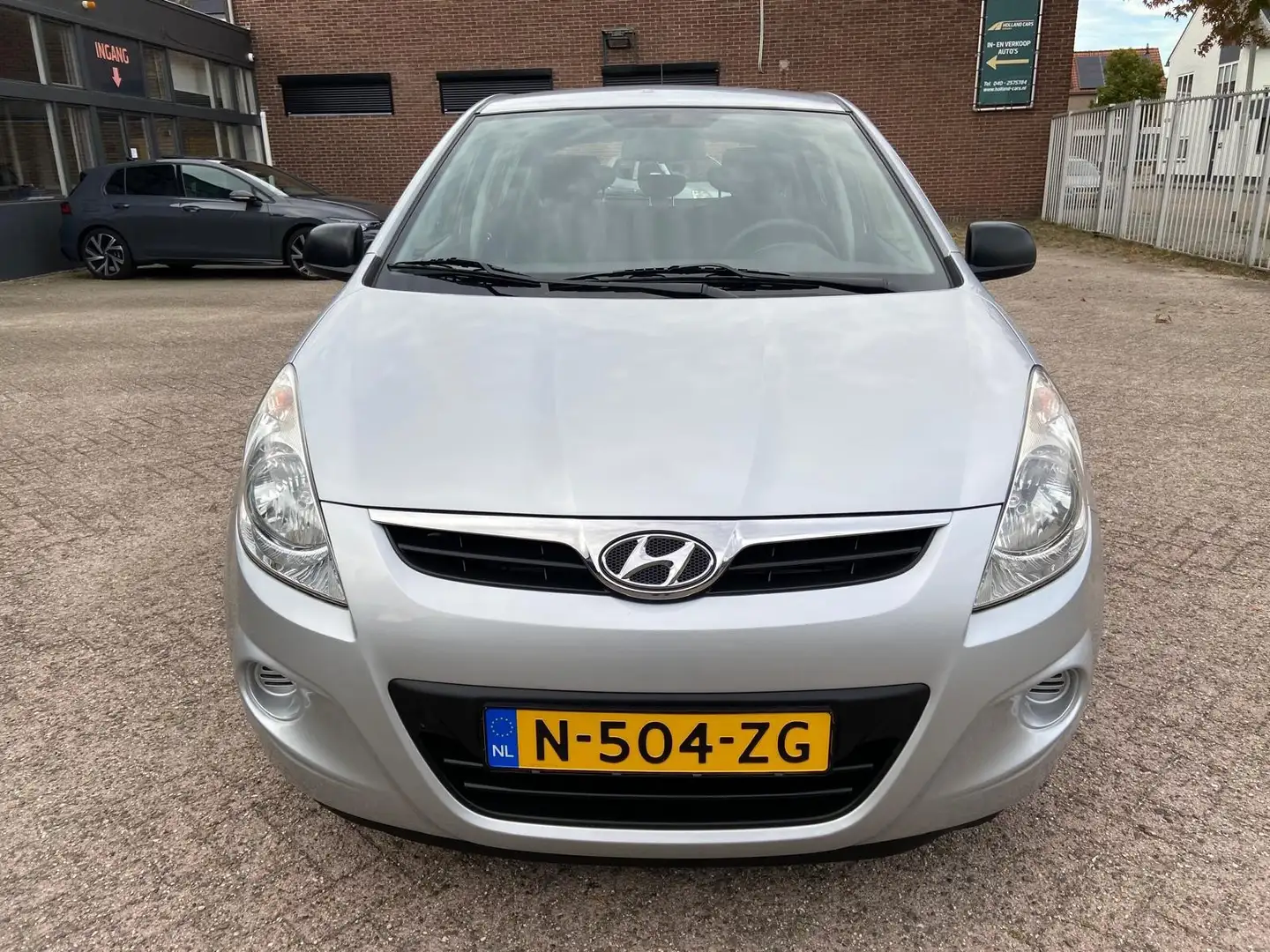 Hyundai i20 1.4i i-Motion 5-deurs Automaat - Airco - Elektrisc Gris - 2