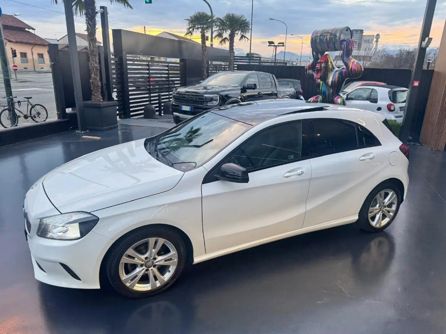 Mercedes-Benz A 180 d Automatic Sport Blanc - 1