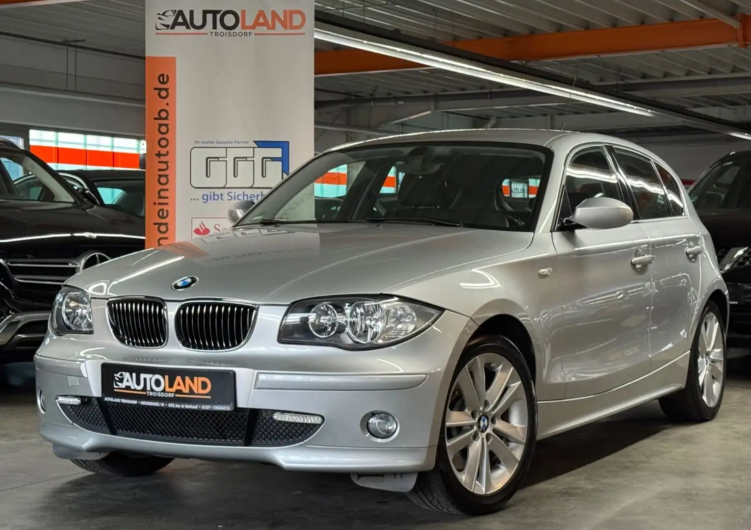 BMW 130 i*2.HAND*NUR 104TKM*AUTOMATIK*PDC*KLIMA* Silber - 2