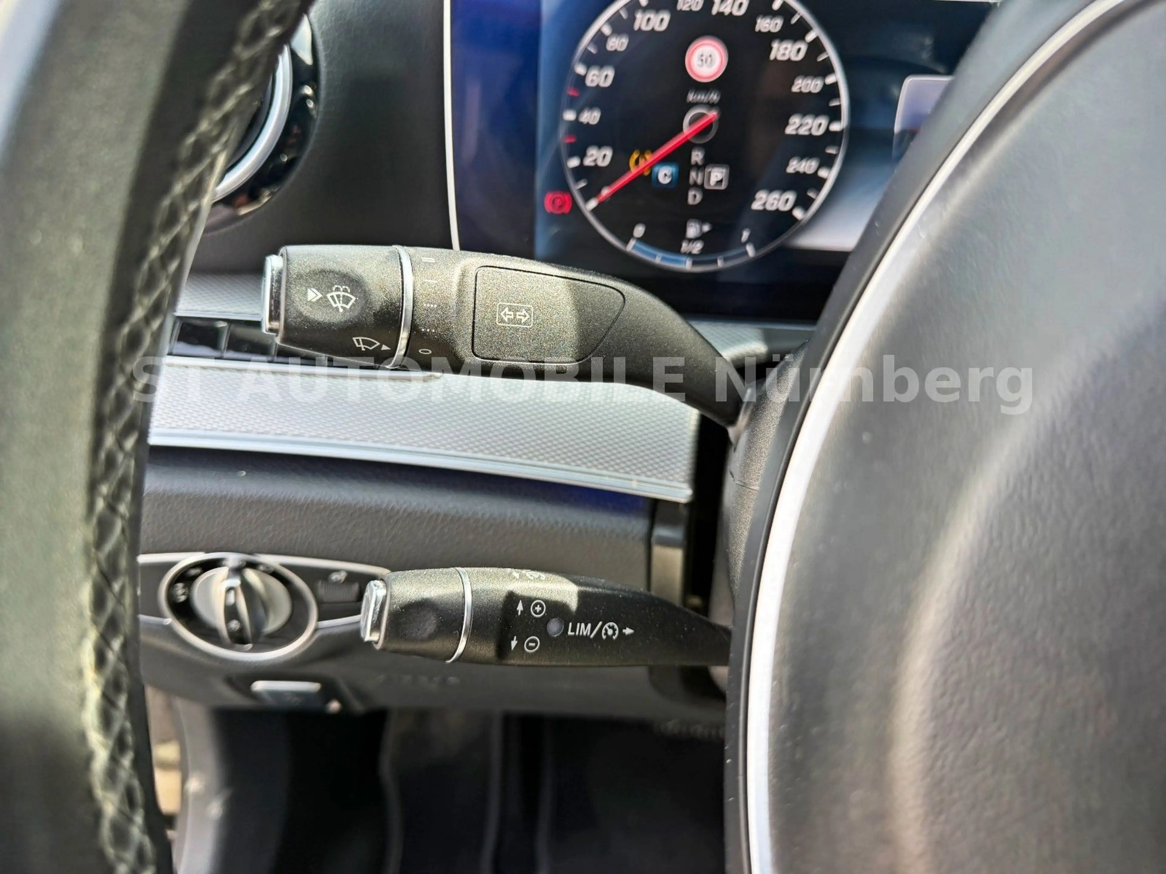 Mercedes-Benz E 350 d Lim. AMG Avantgarde*STANDHZG* — photo 13