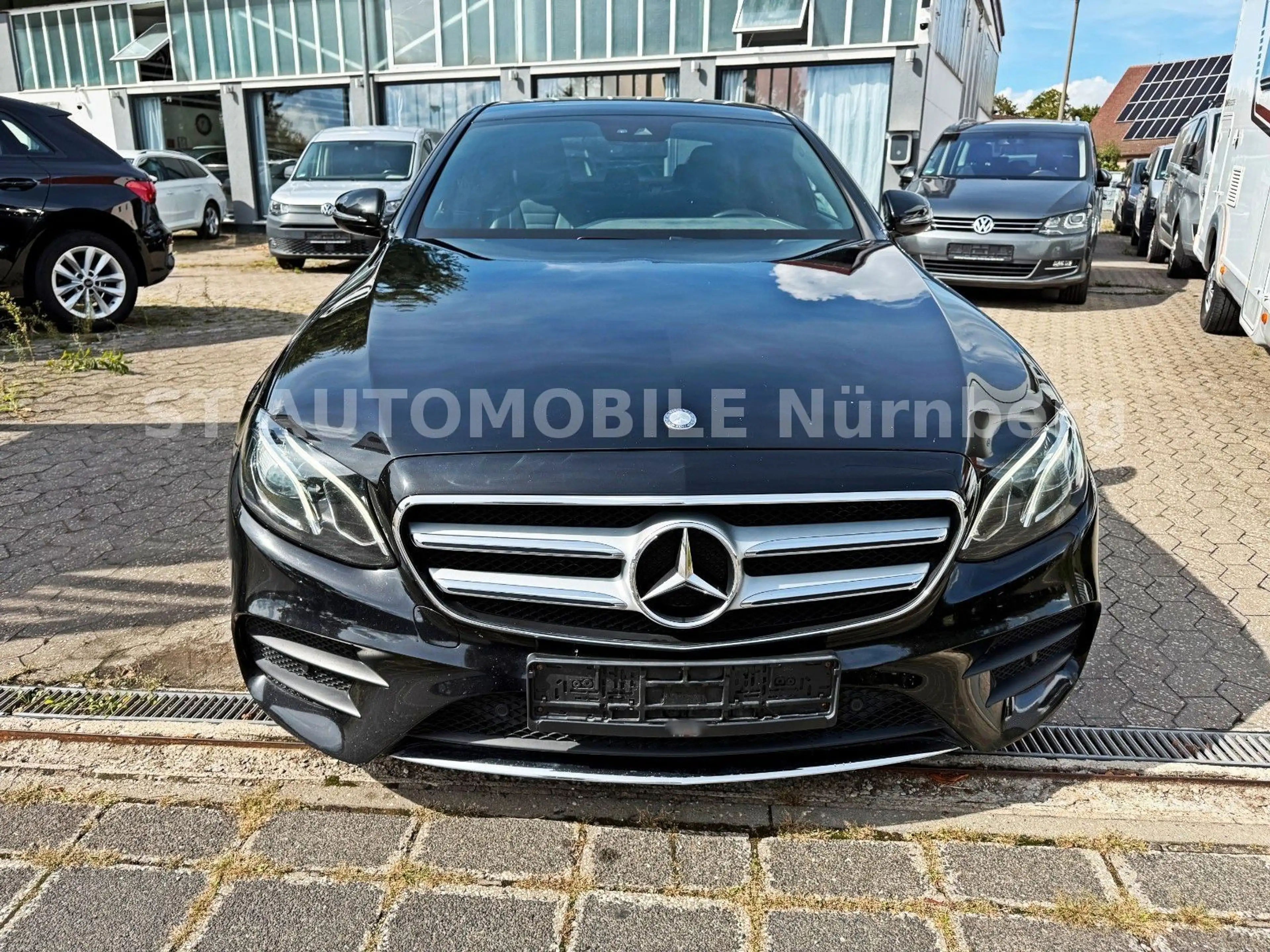 Mercedes-Benz E 350 d Lim. AMG Avantgarde*STANDHZG* — photo 2