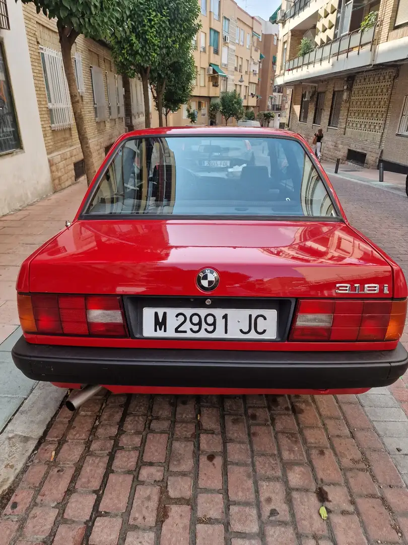 BMW 318 318i E - 1