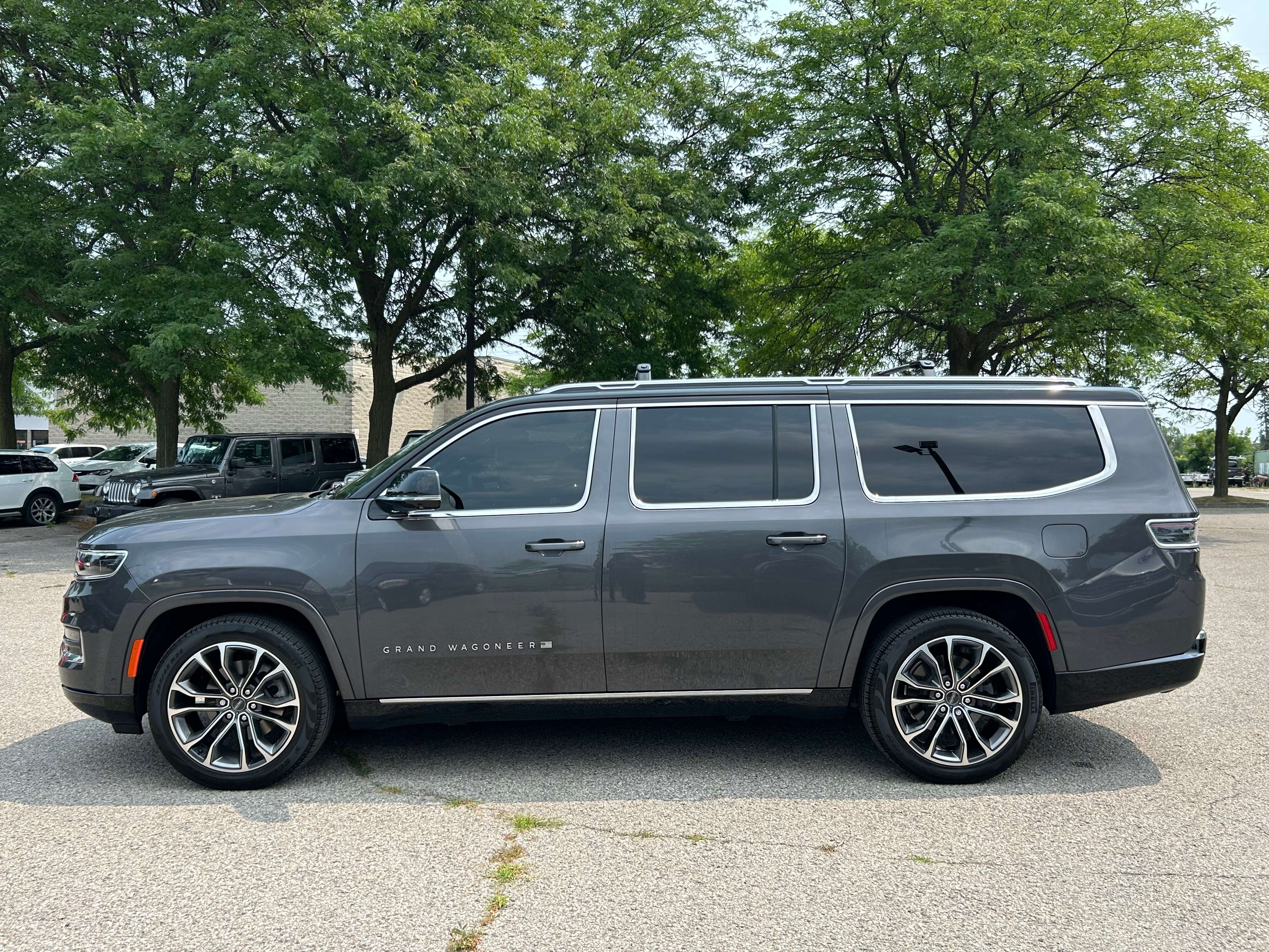 2024 Jeep Grand Wagoneer L