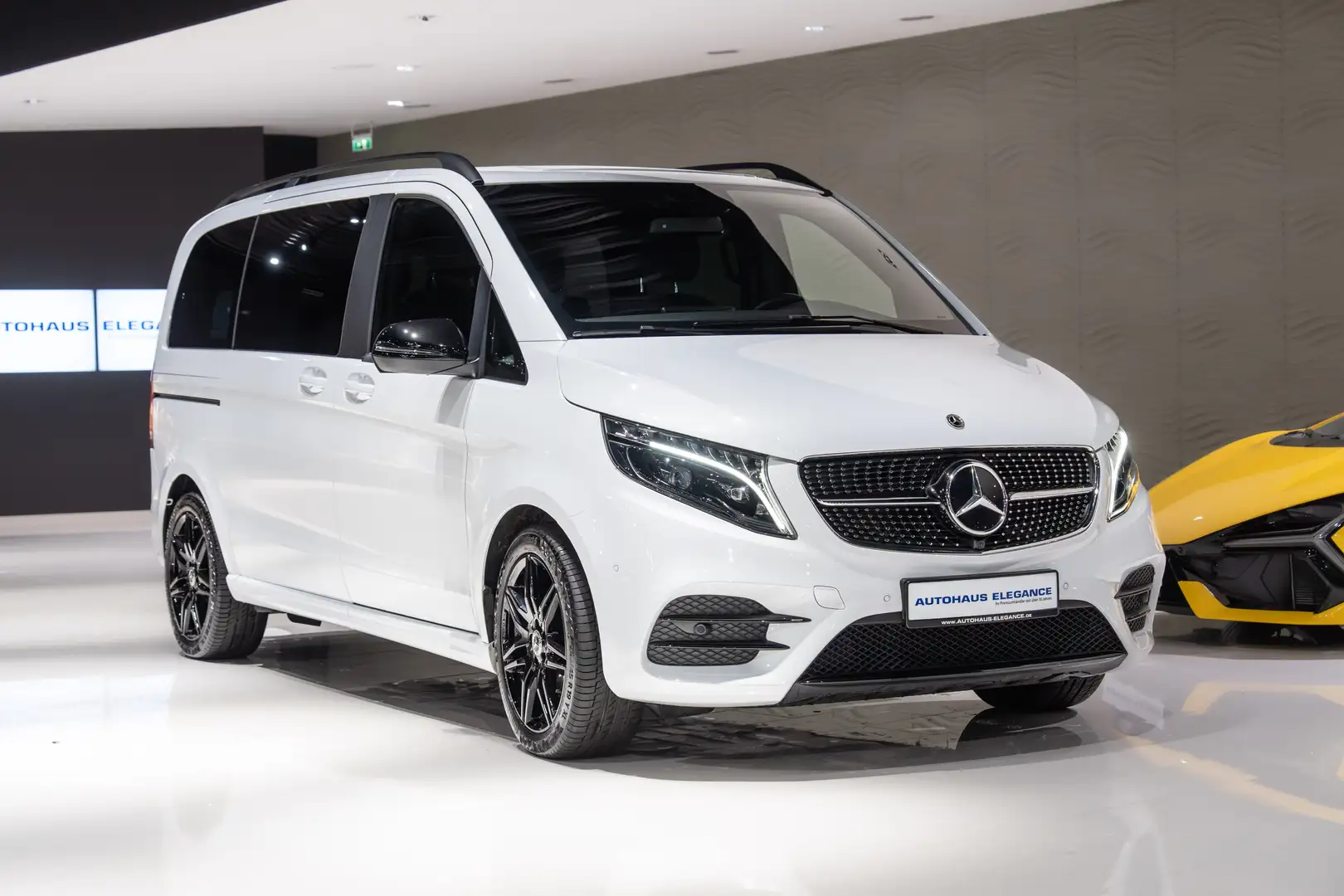 Mercedes-Benz V 300 d EDITION 2023 kompakt*AMG-LINE*BURM*NIGHT Weiß - 2