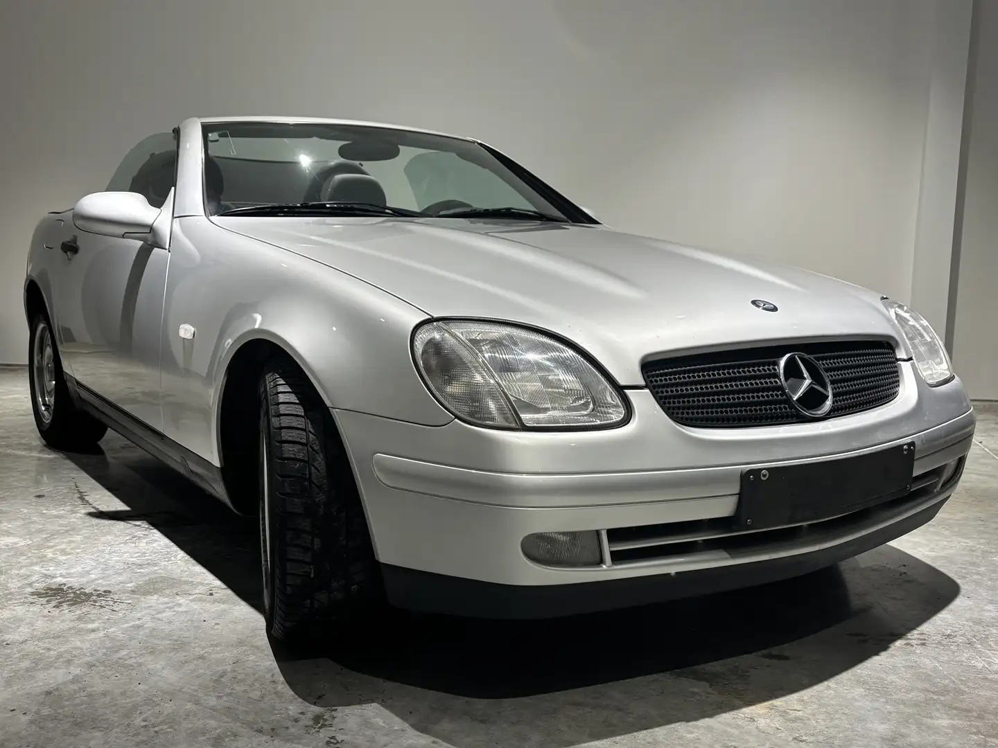 Mercedes-Benz SLK 200 Argent - 1