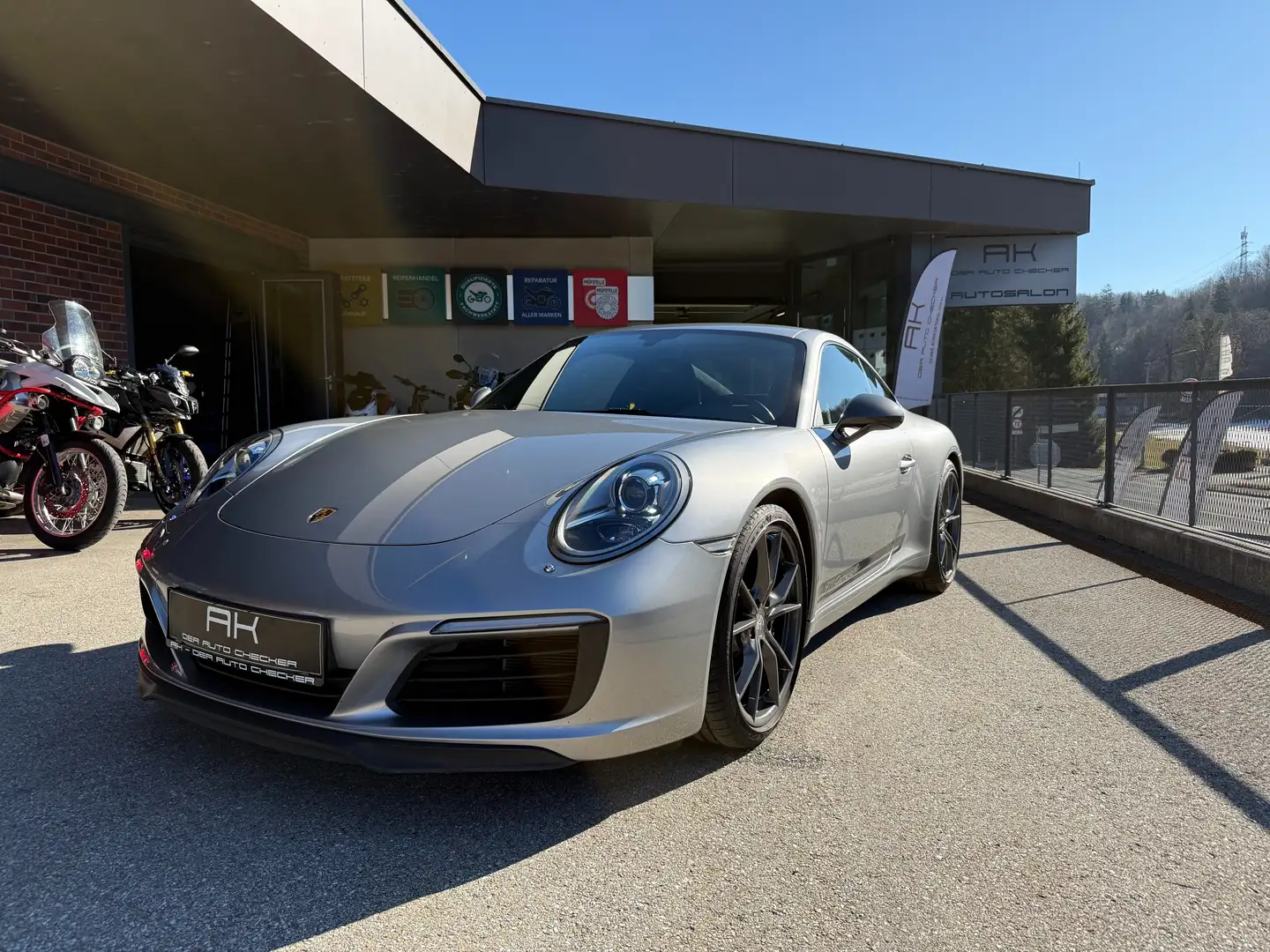 Porsche 911 991.2 Carrera T Grau - 1