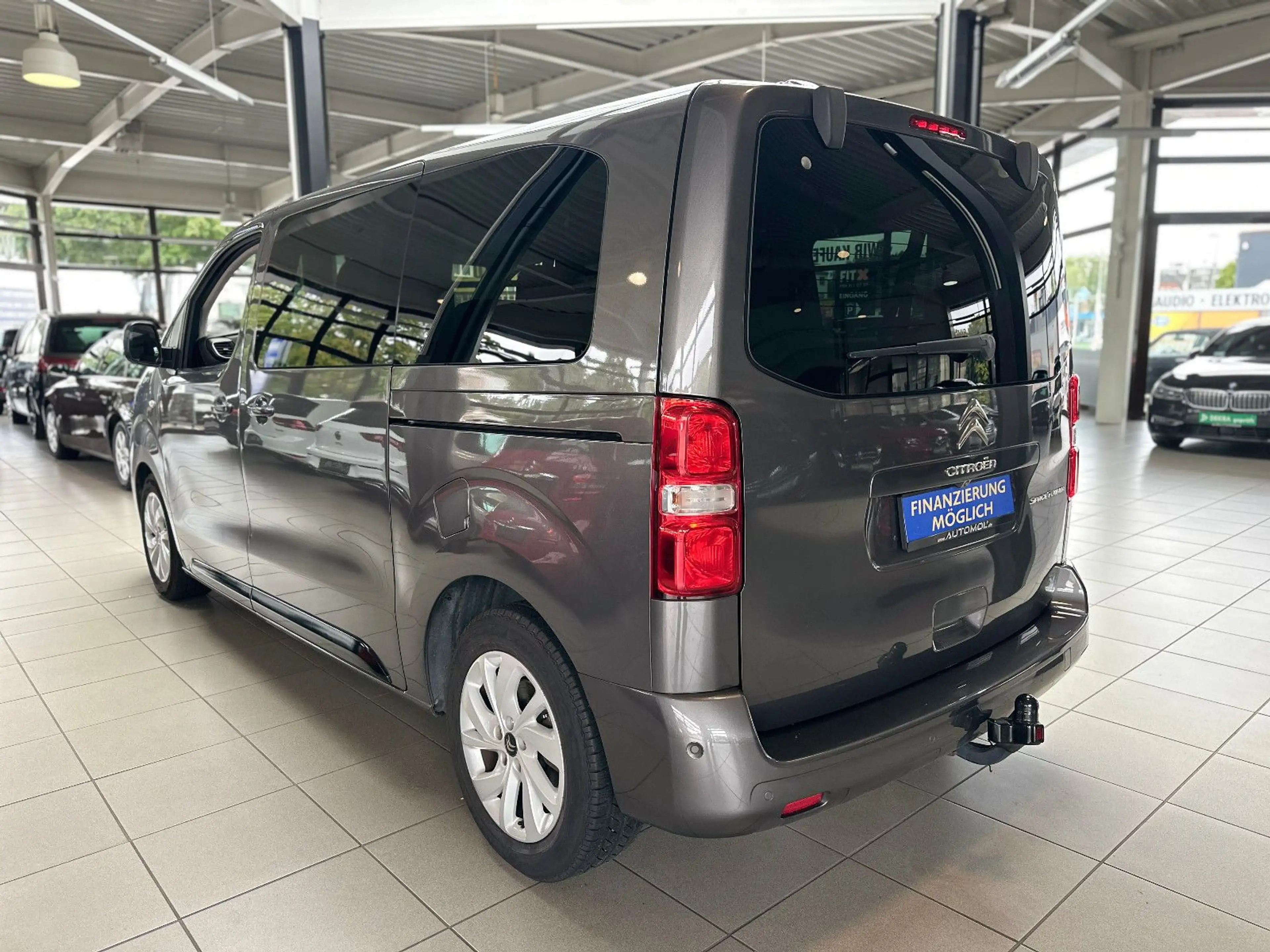 Citroen Spacetourer 2,0 BlueHDi 180 S&S Shine Automatik — photo 8