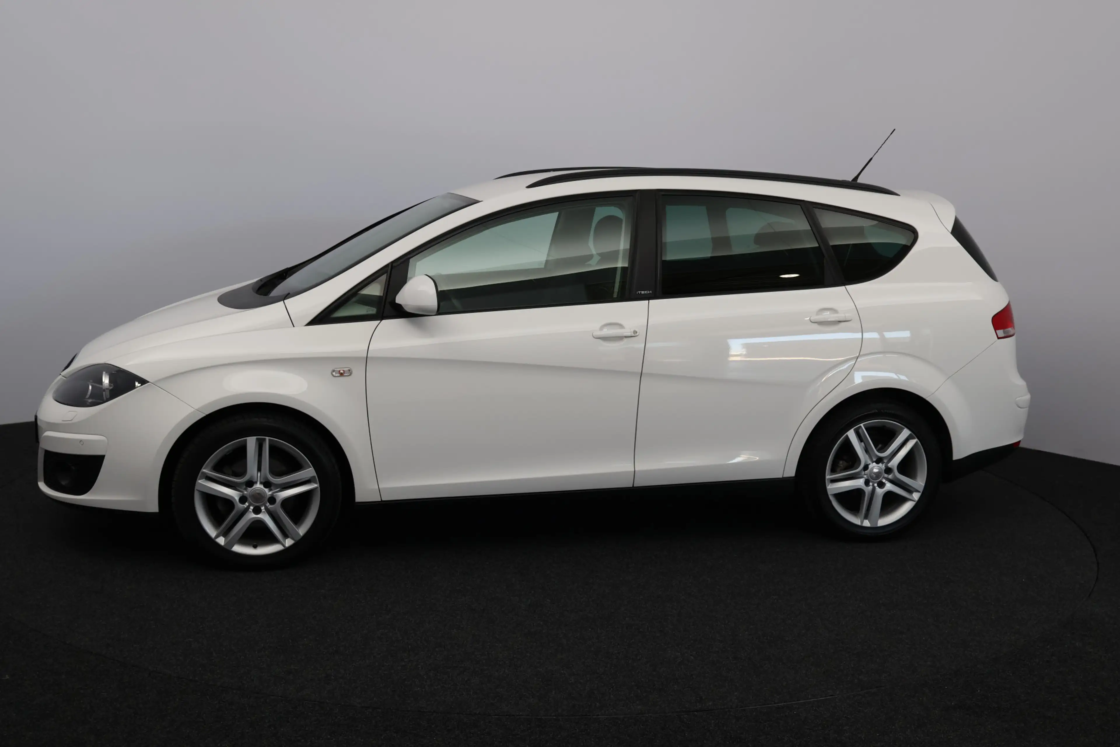 SEAT Altea XL 1.2 TSI I-Tech/ Stoelverw./ 17'' LMV/ Bluetooth/ N — photo 4