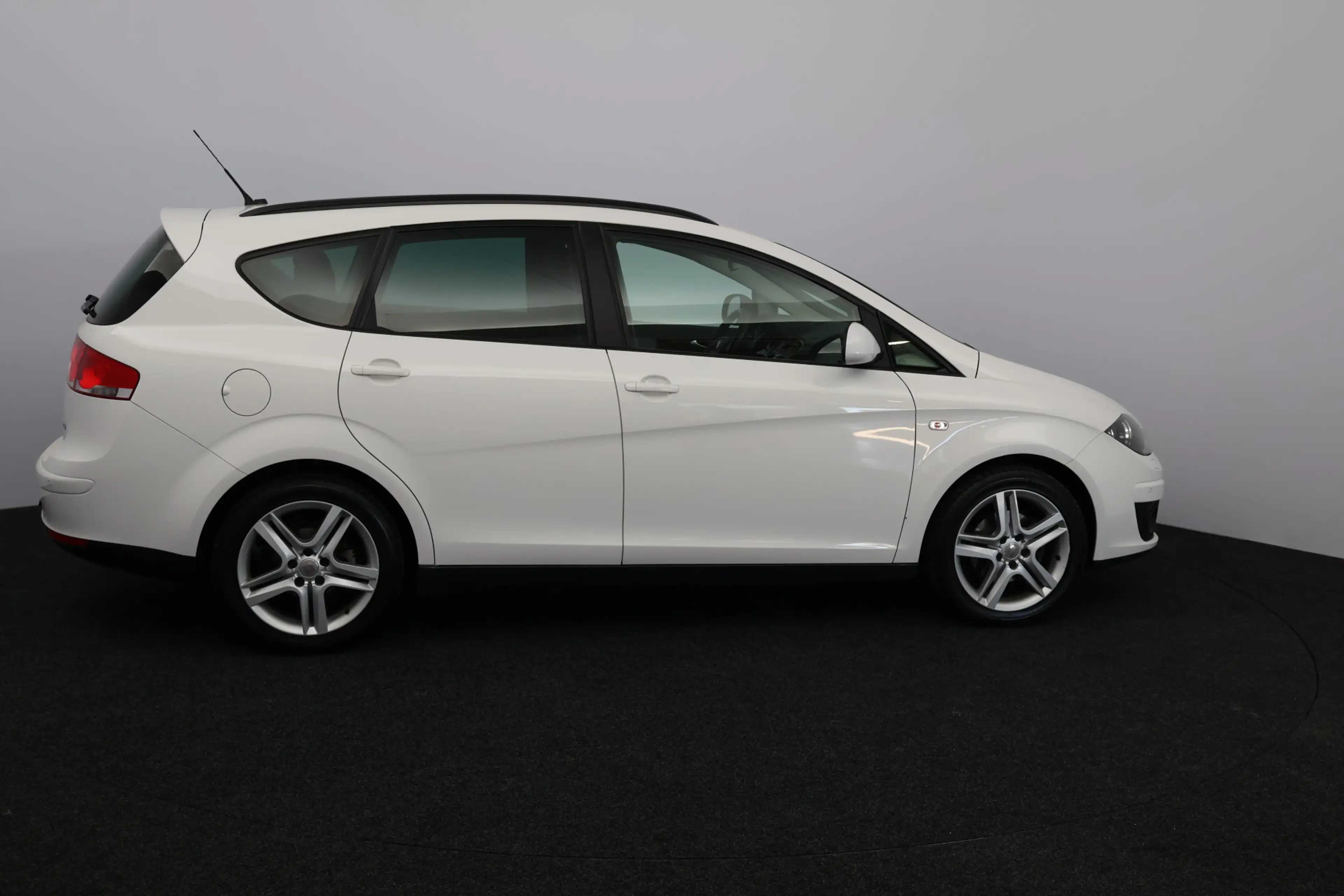 SEAT Altea XL 1.2 TSI I-Tech/ Stoelverw./ 17'' LMV/ Bluetooth/ N — photo 11
