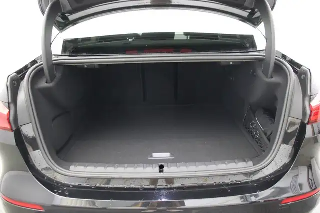 BMW 2 Series view 13
