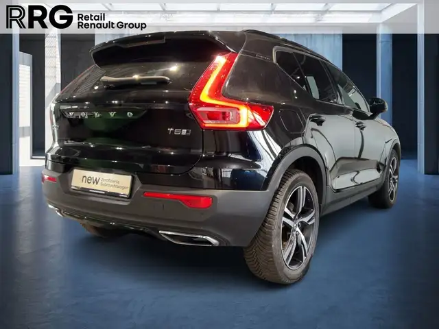 Volvo XC40 view 5