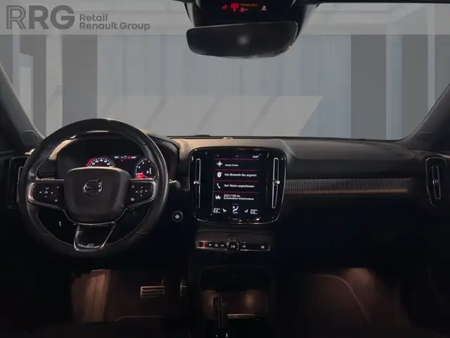 Volvo XC40 view 10