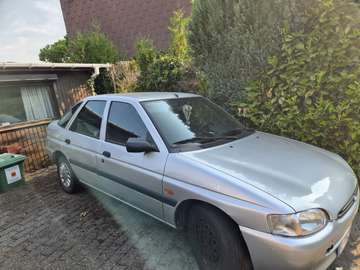 1.6i 16v CLX