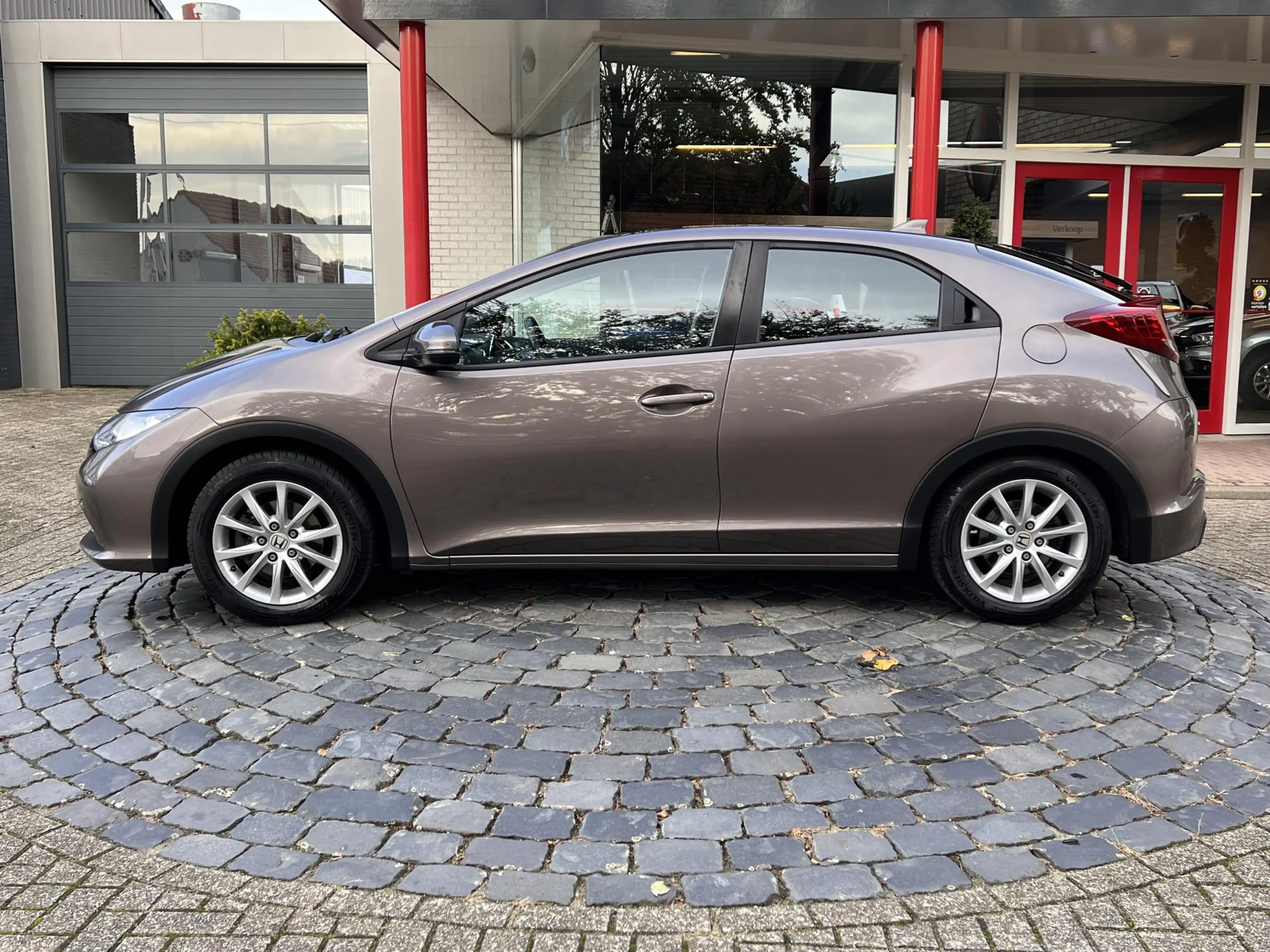 Honda Civic 1.4 Comfort | Volledig onderh. | Trekhaak | 16"LMV — photo 4